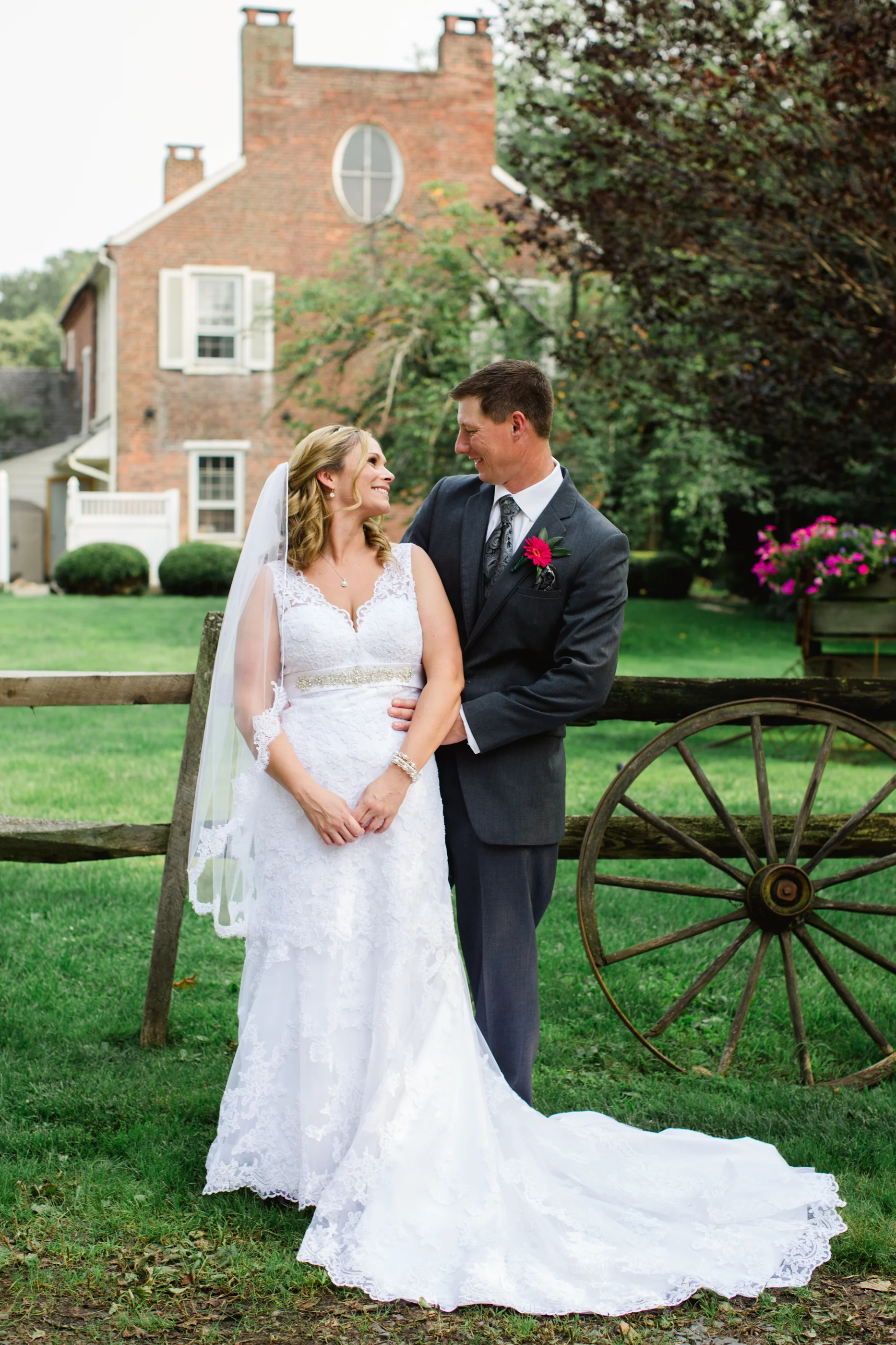 Tracy + Fred - Barn at Boones Dam Wedding Preview