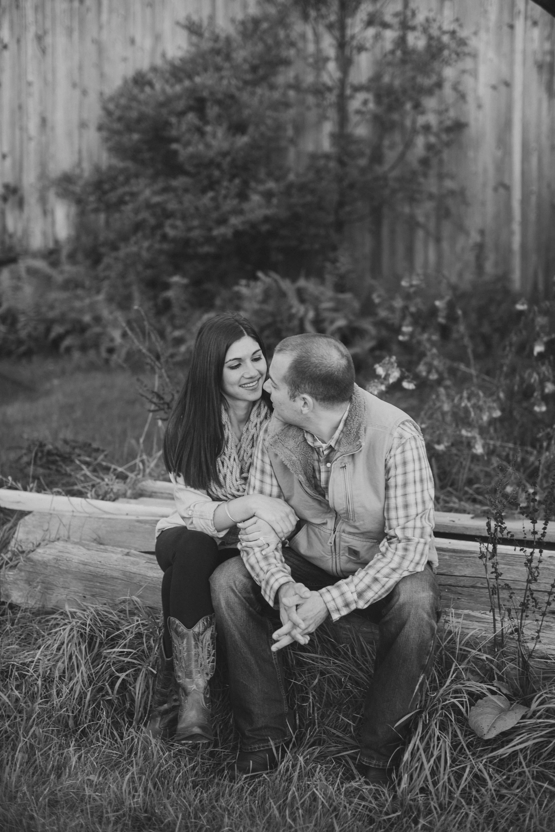 Rustic Scranton PA Engagement Session Photographers_JDP-17.jpg