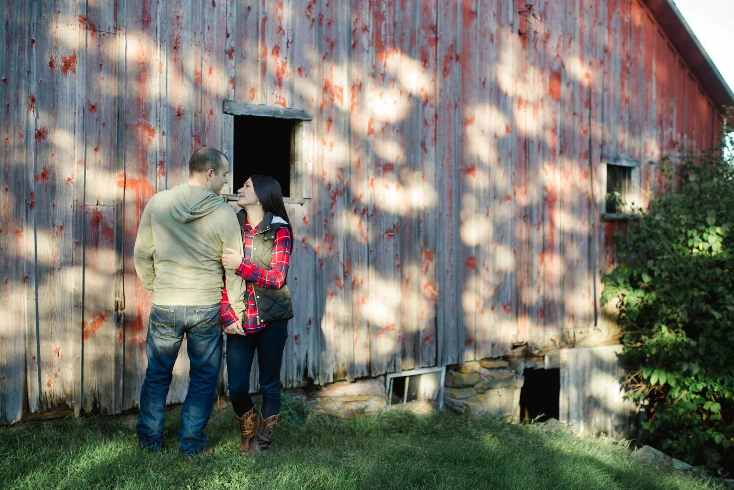 Rustic Scranton PA Engagement Session Photographers_JDP-33.jpg
