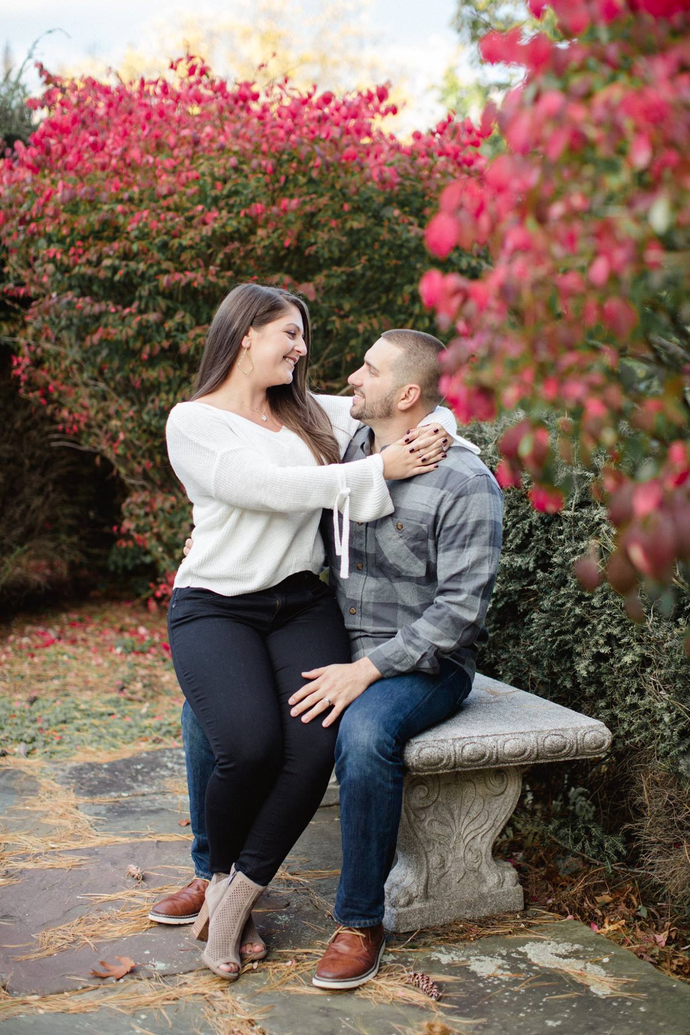 Moffat Estste Moscow PA Fall Engagement Session Photos_9.jpg