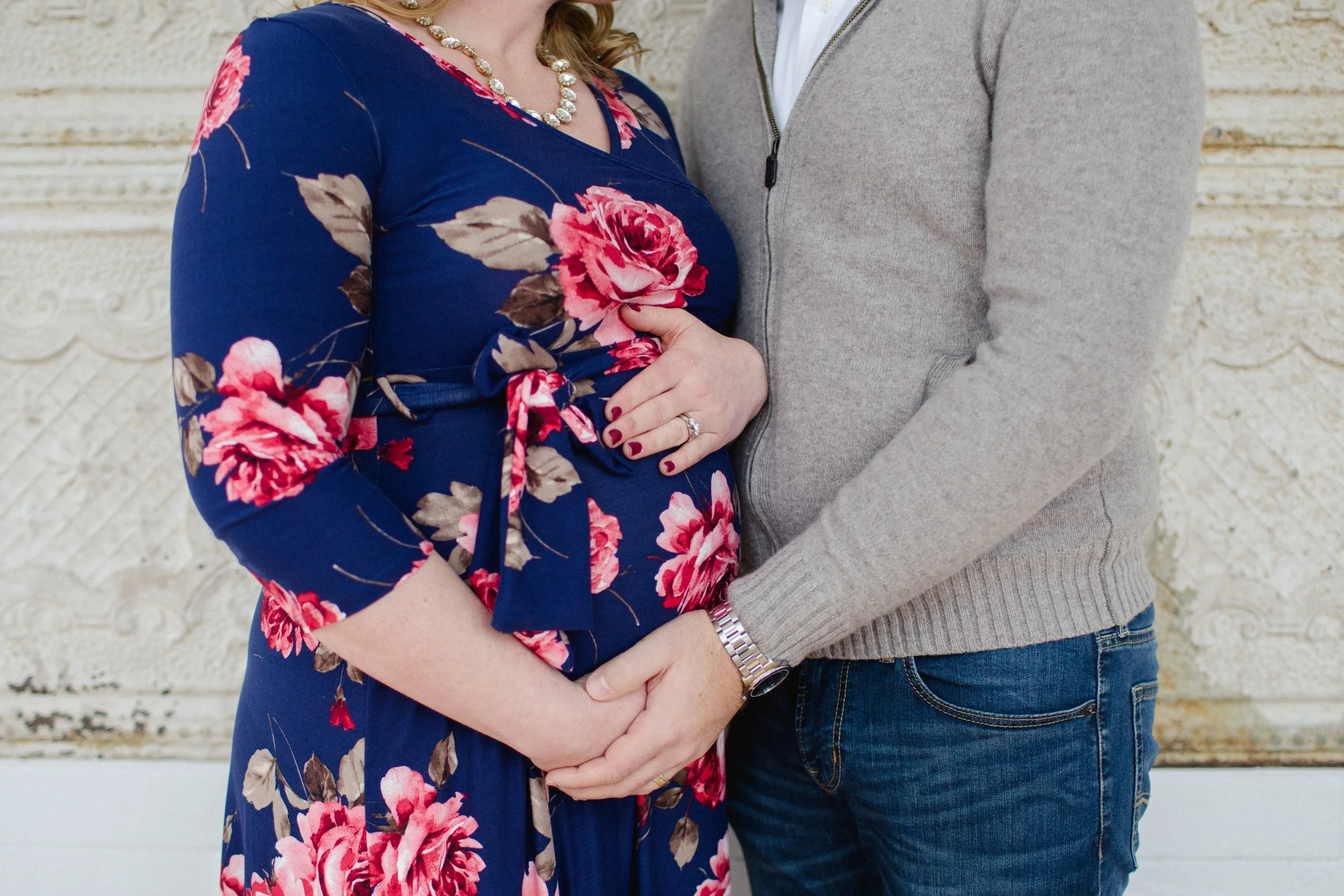 Kait + Joe | Tripp House Maternity Session Preview