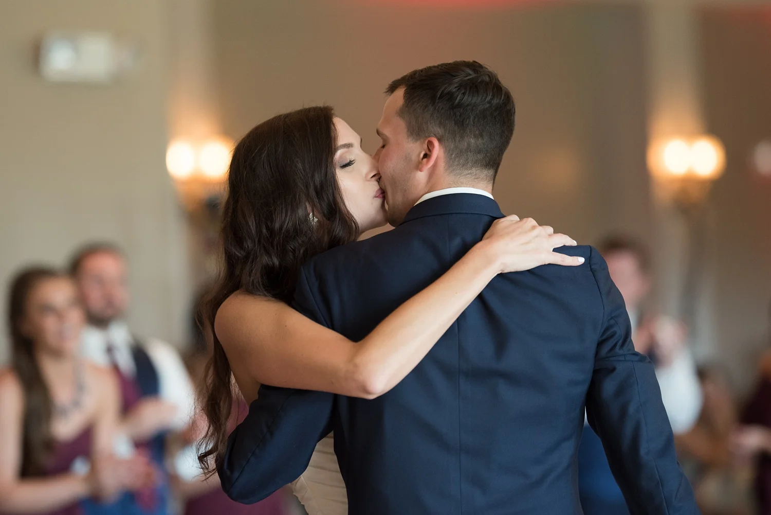 Lindsey + Ryan | A Montdale Country Club Wedding_0110.jpg