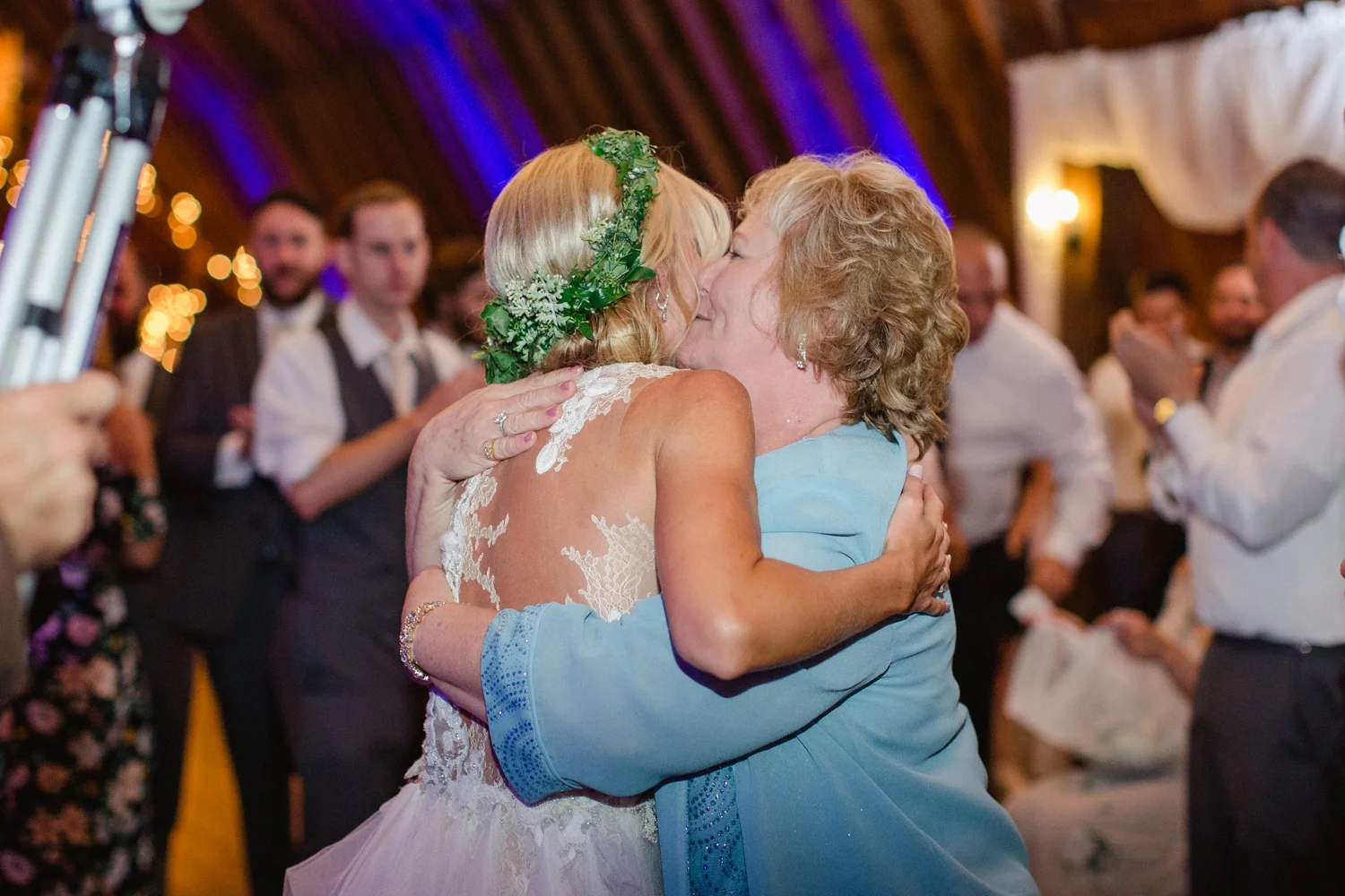 The Barn at Glistening Pond Wedding_0159.jpg