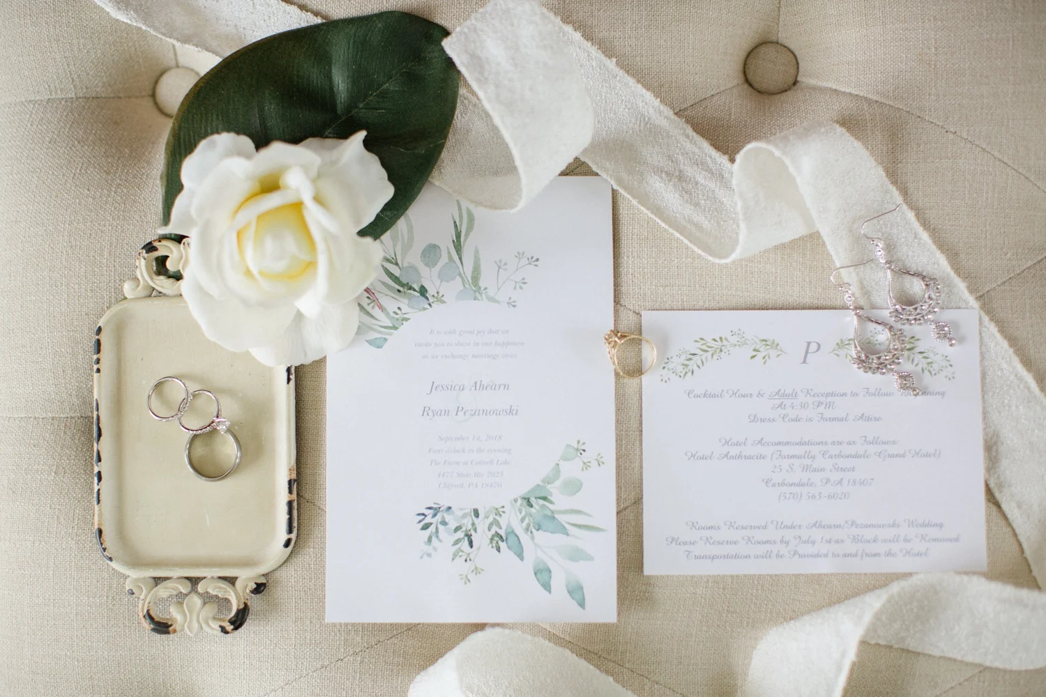 Farm at Cottrell Lake Fall Wedding_0001.jpg