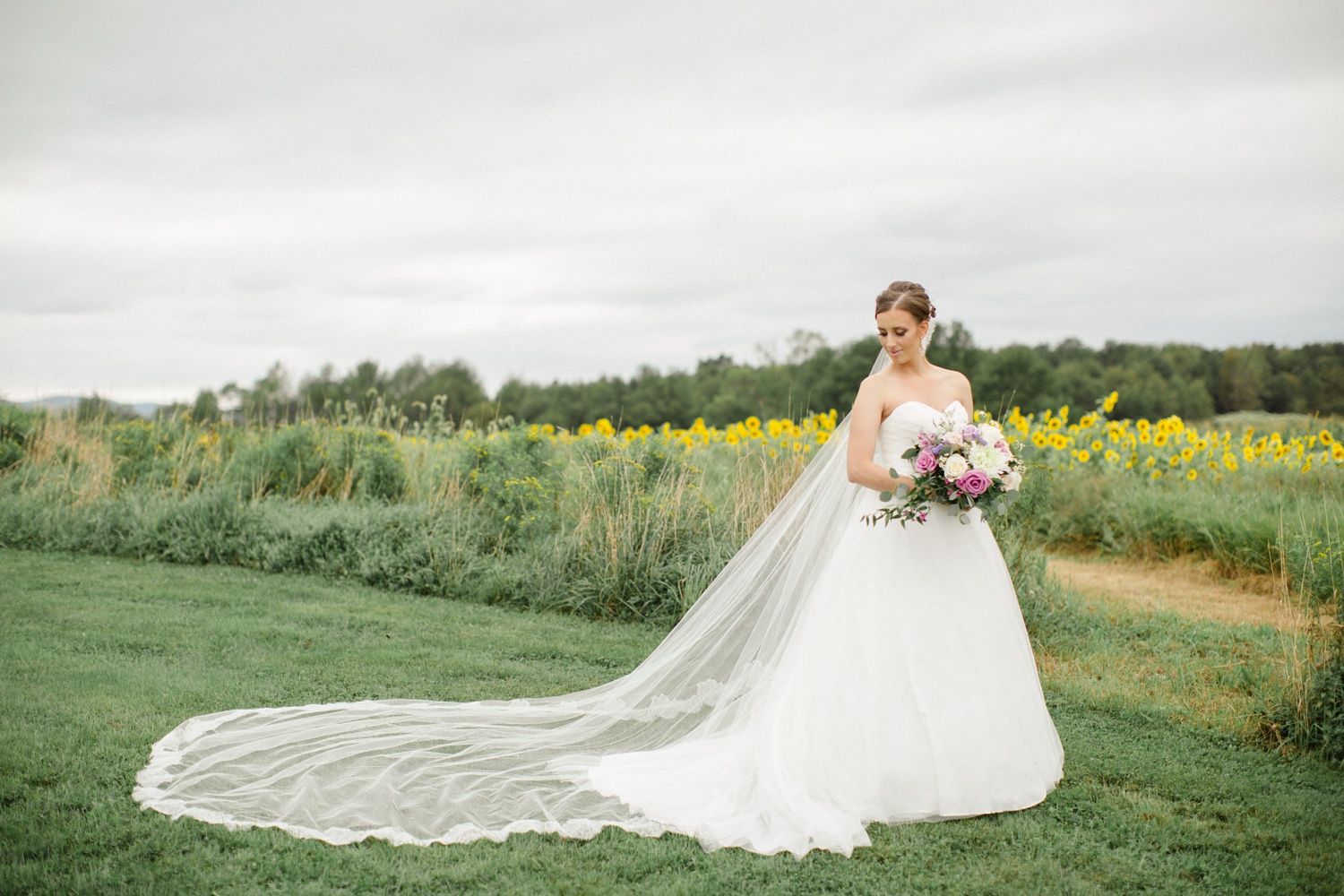 Farm at Cottrell Lake Fall Wedding_0034.jpg