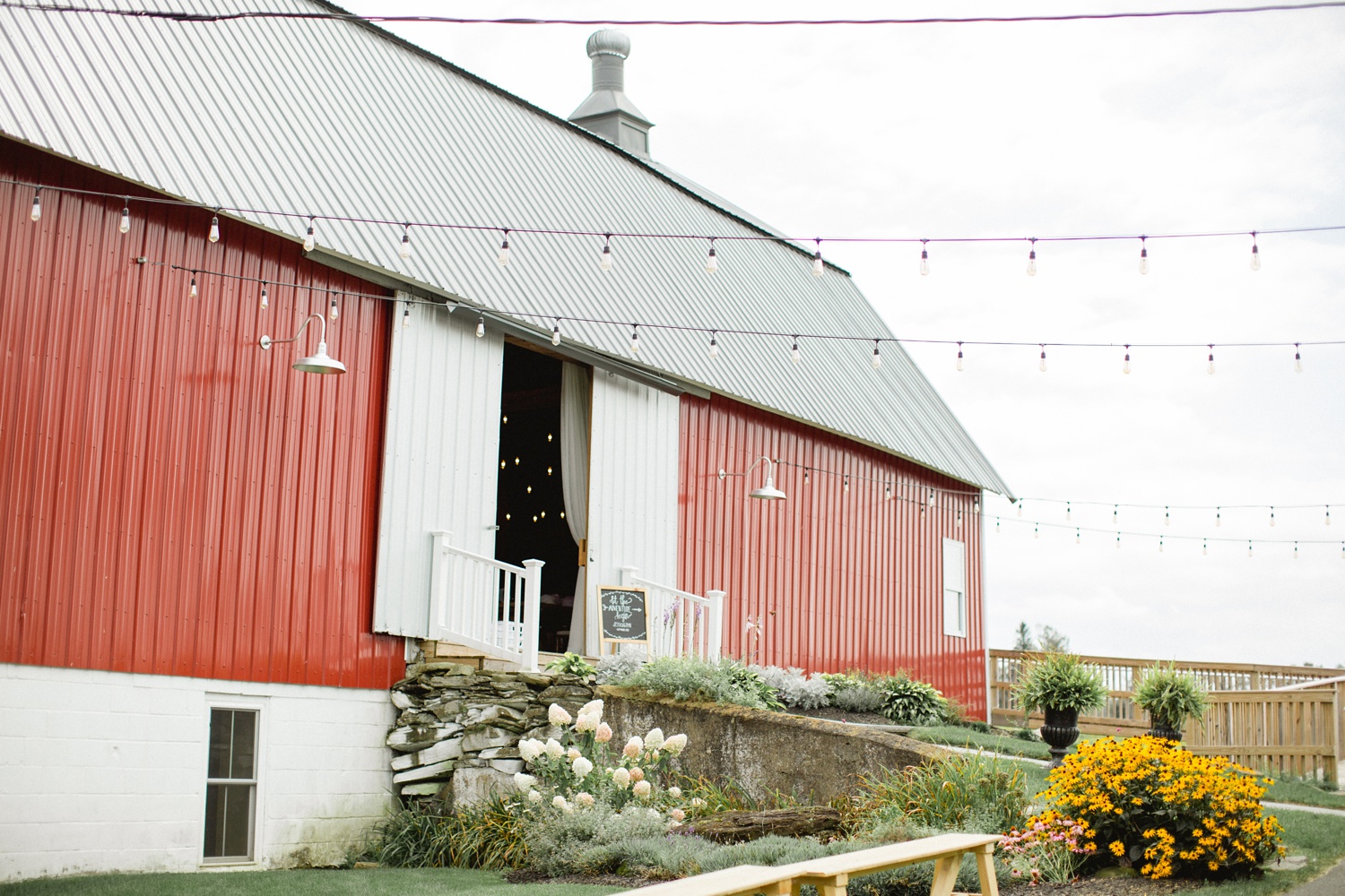 Farm at Cottrell Lake Fall Wedding_0052.jpg