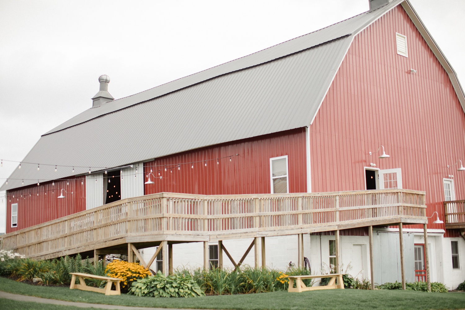 Farm at Cottrell Lake Fall Wedding_0101.jpg