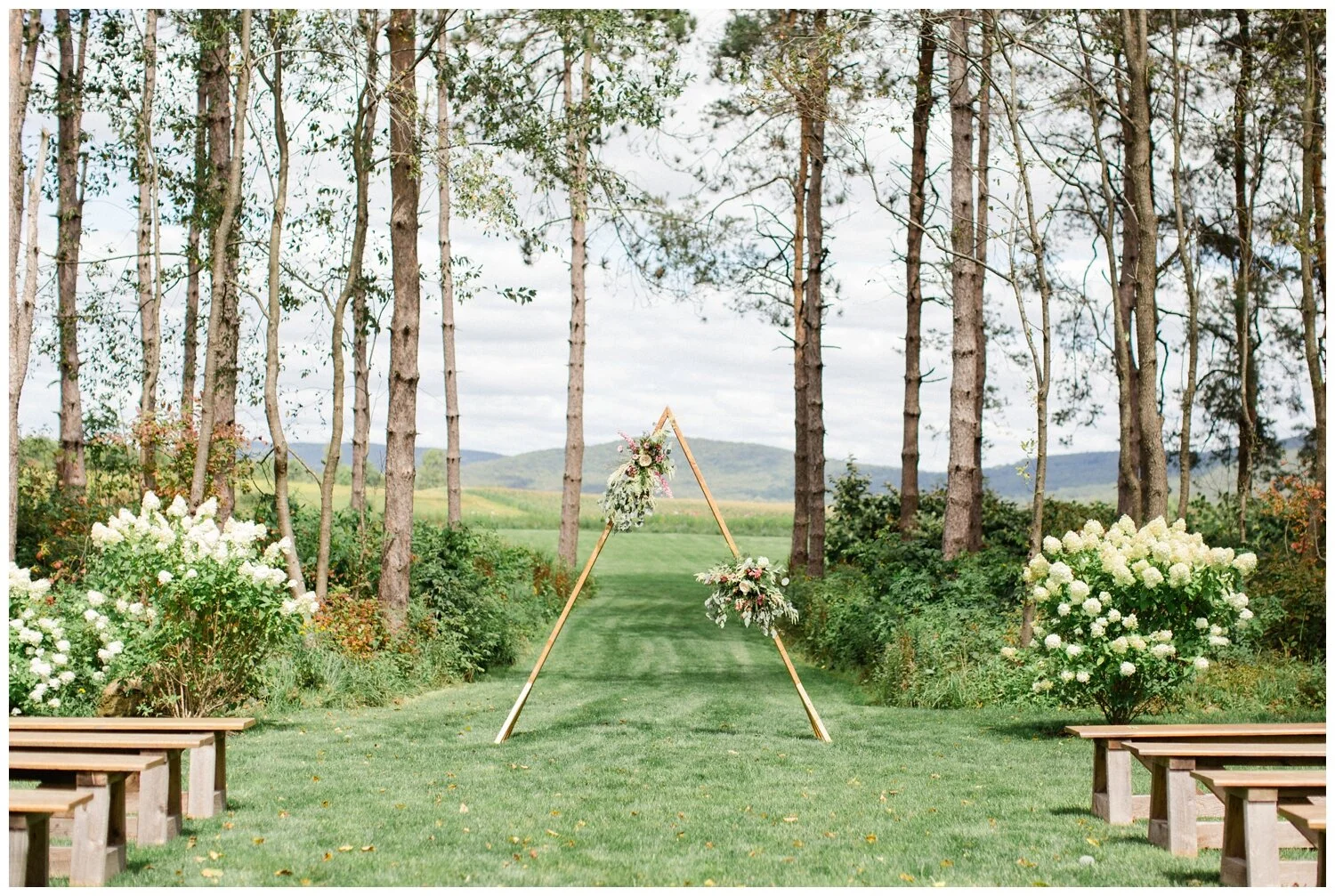 Summer Farm at Cottrell Lake Wedding Photos_0070.jpg