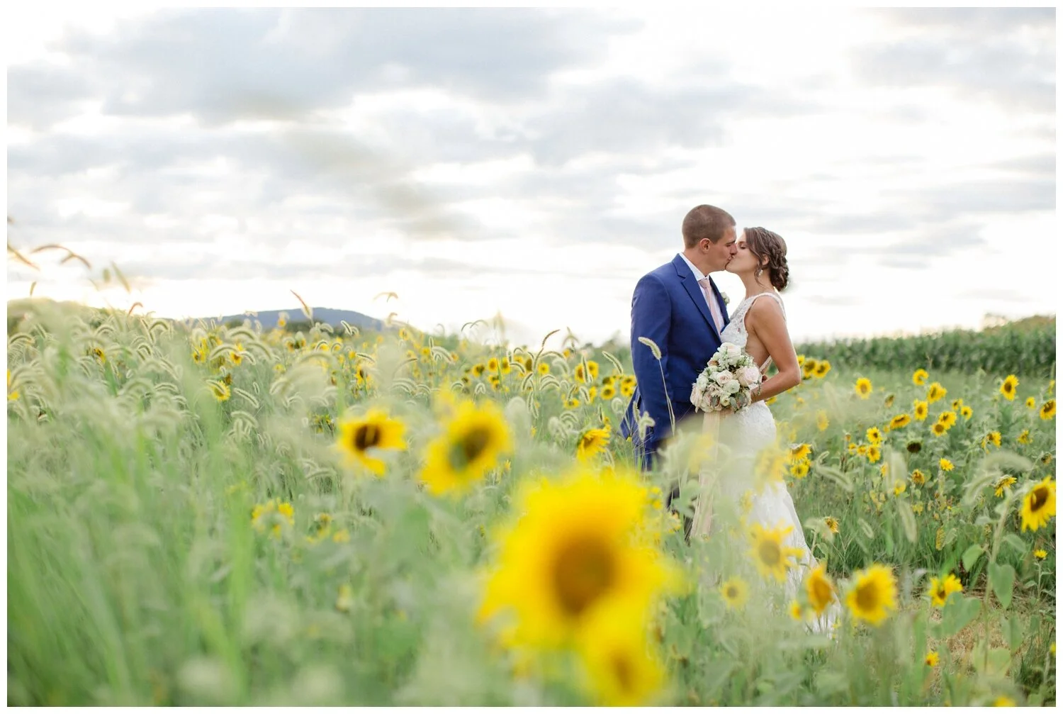 Summer Farm at Cottrell Lake Wedding Photos_0114.jpg