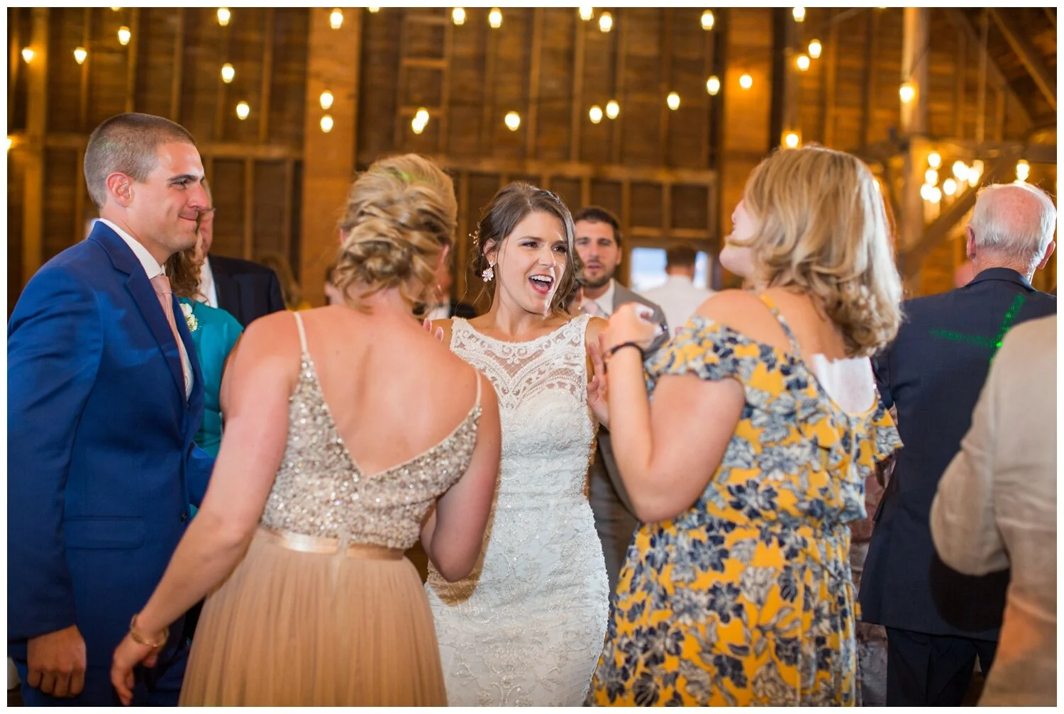 Summer Farm at Cottrell Lake Wedding Photos_0127.jpg