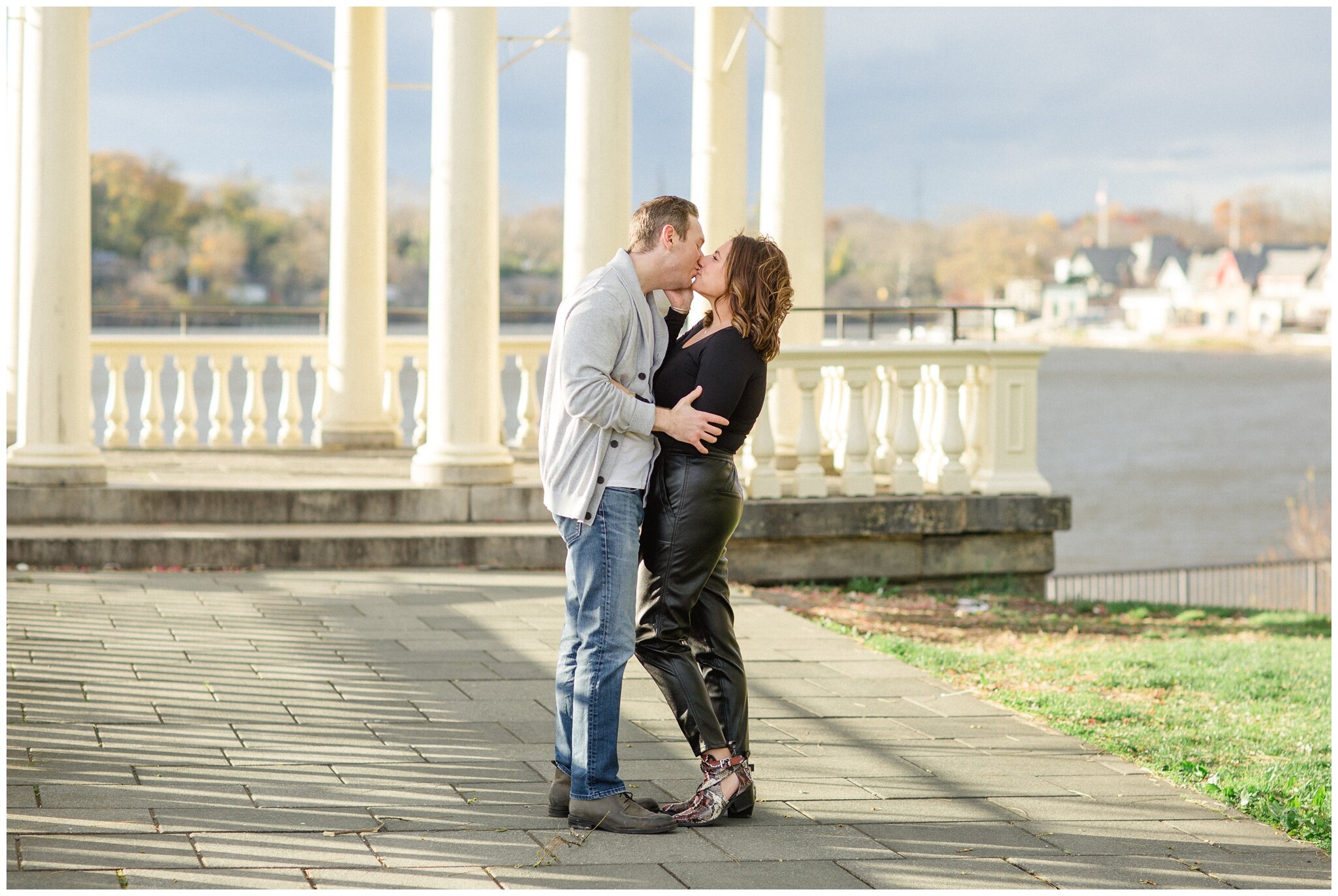 Water Works Philadelphia Engagement Session HJ_0017.jpg