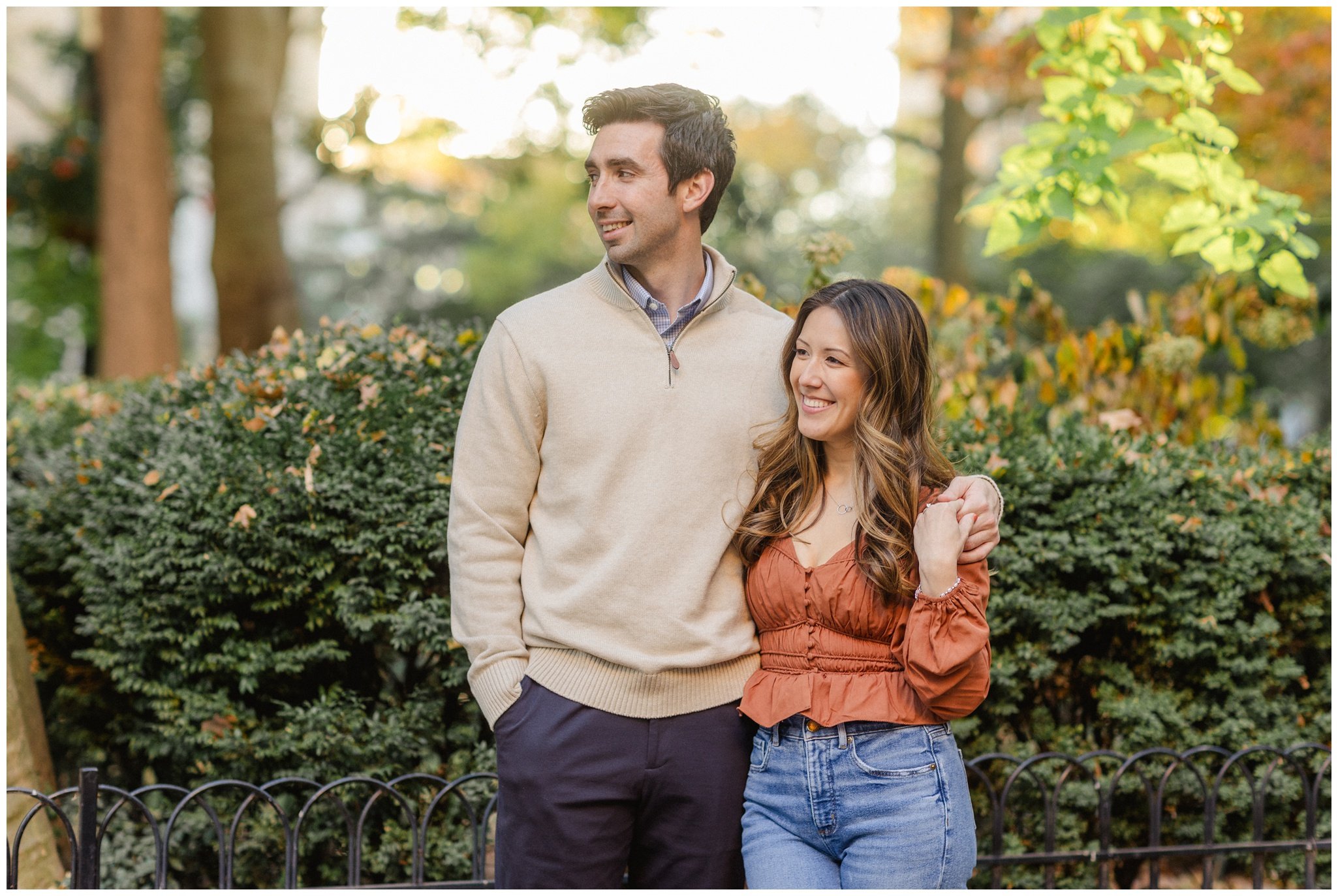 Rittenhouse Square Fall Engagement Session_0019.jpg