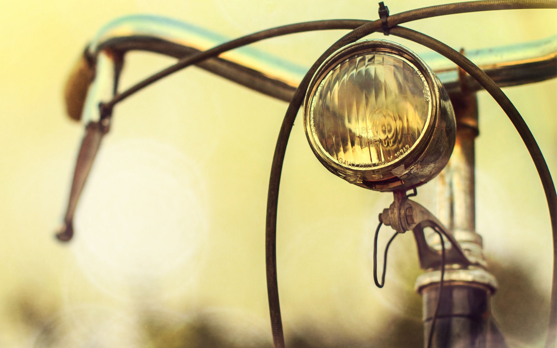 Miscellanea-bicycle-wheel-vitage-bicycle-wallpapers-focus-classic.jpeg