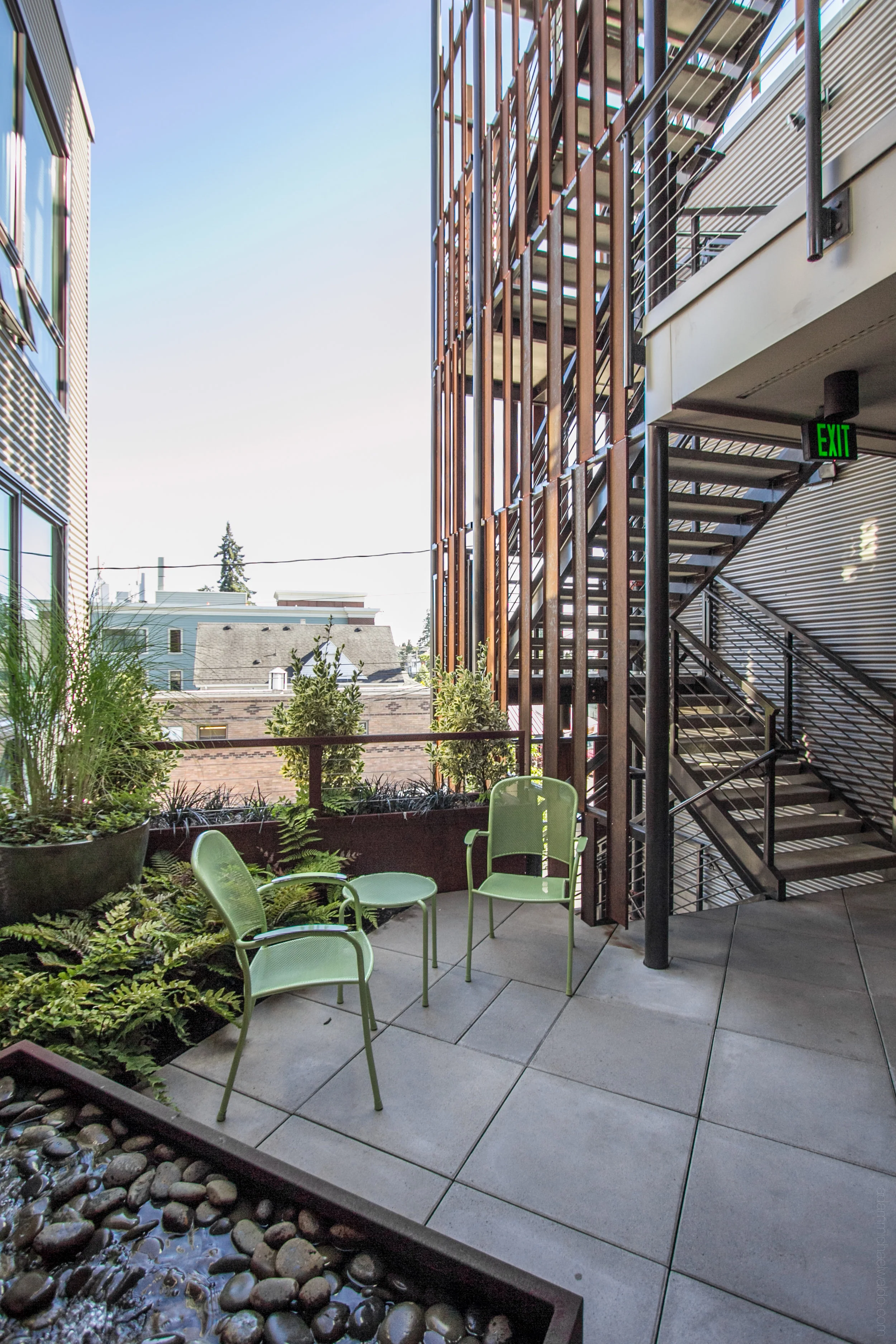 atrium-1036.jpg