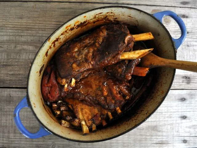Braised Ribs with Cinnamon and Fennel
