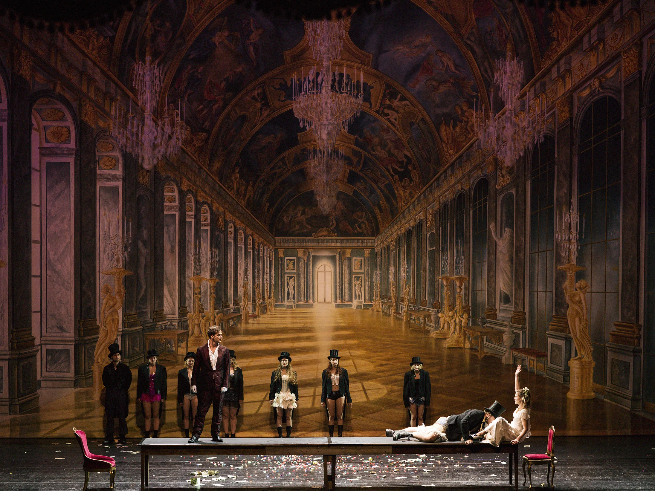 THE THREEPENNY OPERA Directed By Thorleifur Örn Arnarsson