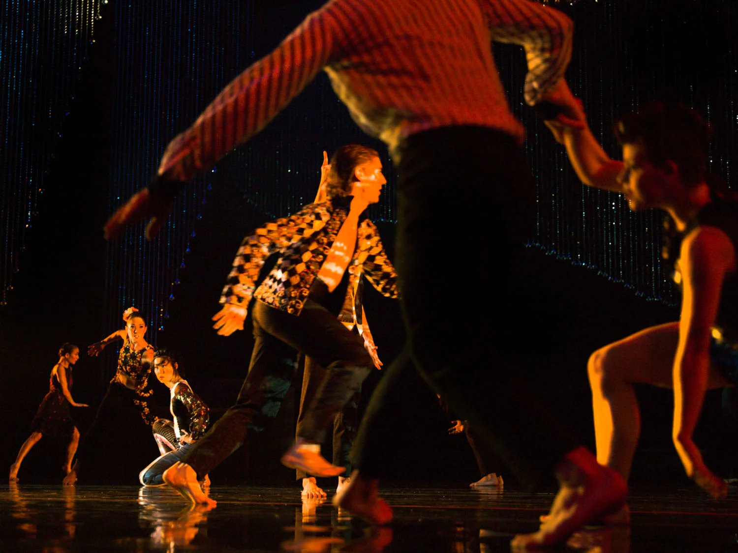  MUSIC FOR A WHILE  Artistic Direction  Mei Hong Lin  Dramaturgie  Katharina John  