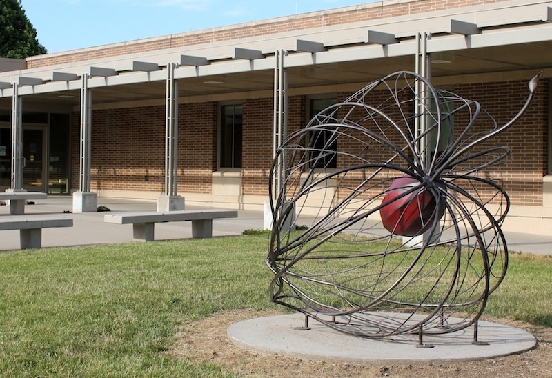 GRINNELL PUBLIC ART INITIATIVE 2016 G rin City Collective and the Grinnell Area Arts Council collaborated to commission four site-specific works of art in downtown Grinnell. Working with private and public partners, Molly spearheaded the community's first ever public art campaign. Learn more .