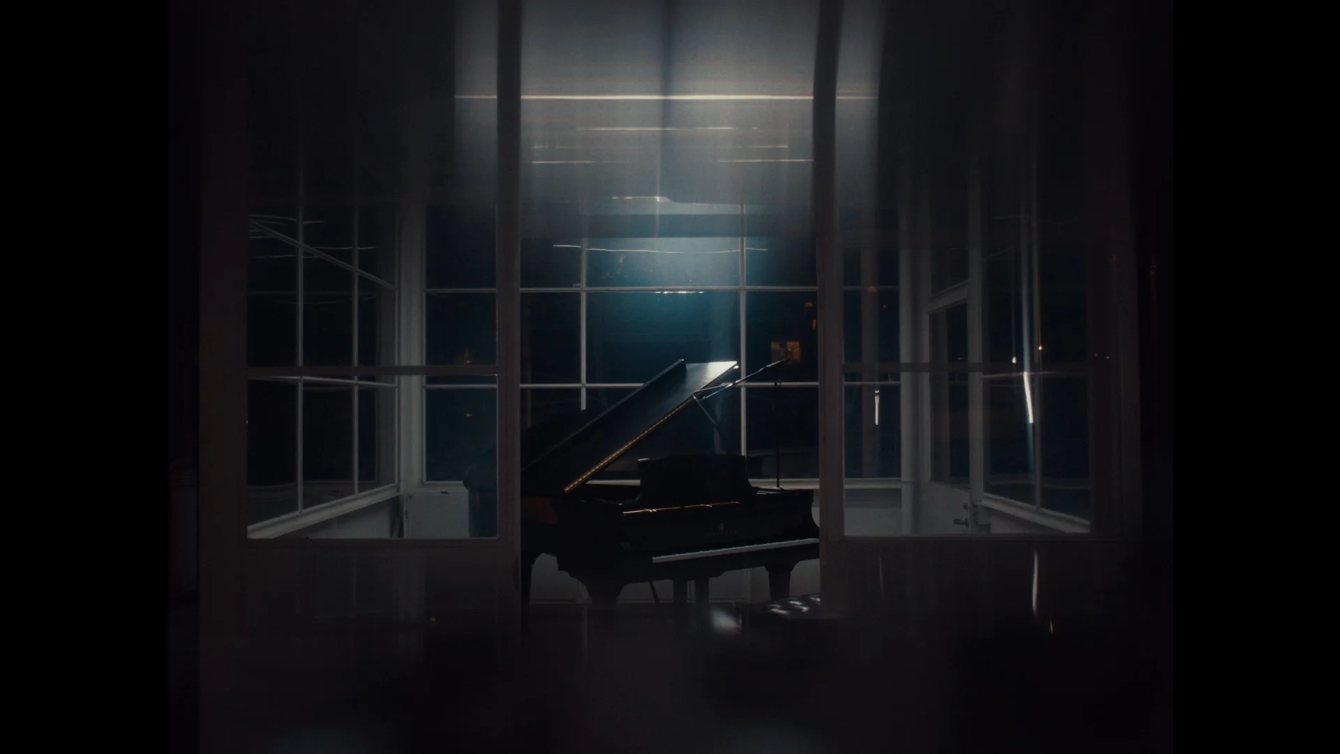 Assume Form James Blake Htat Lin Htut