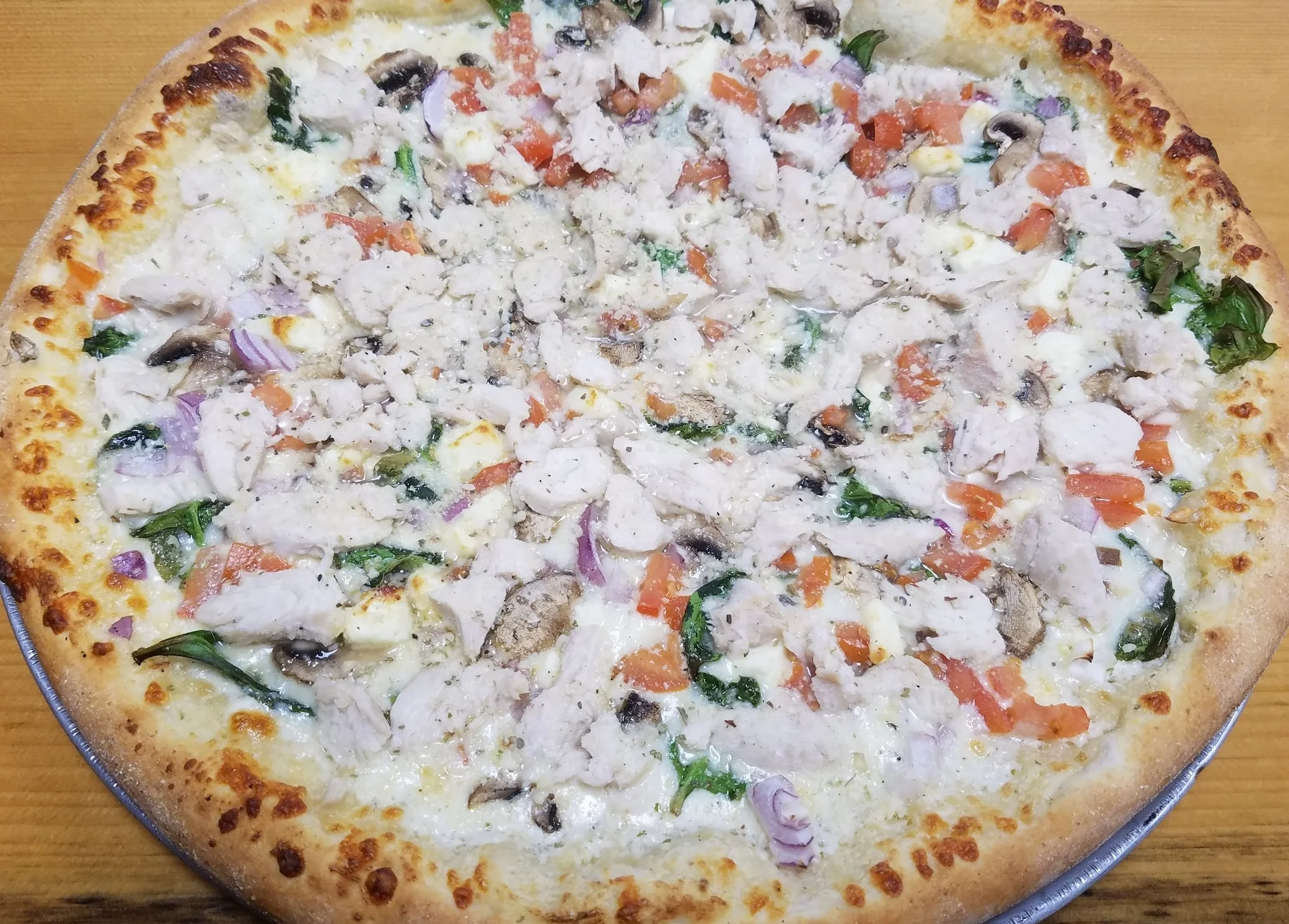 Garden Alfredo Alfredo, cheese, spinach, mushroom, onion, tomato, feta. Add chicken sm $1.25 lg $2.25 S 9.50 L 18.99