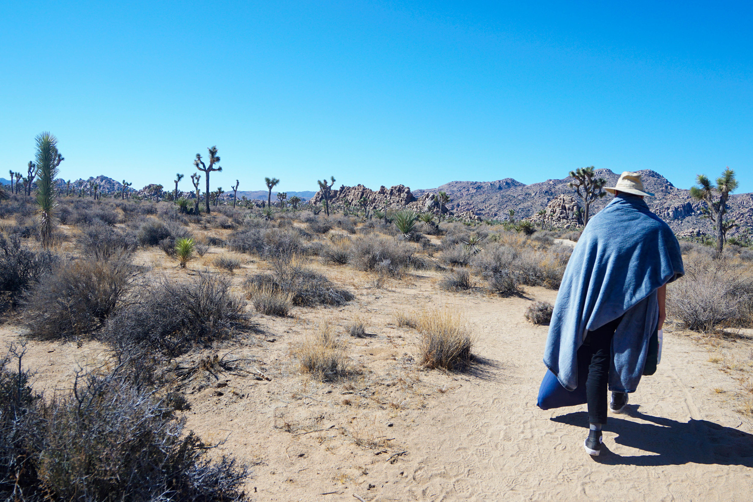 Led by el bandito & his blanket poncho we journey a mile back to the car to drop off the gear prior to a mid day hike.  
