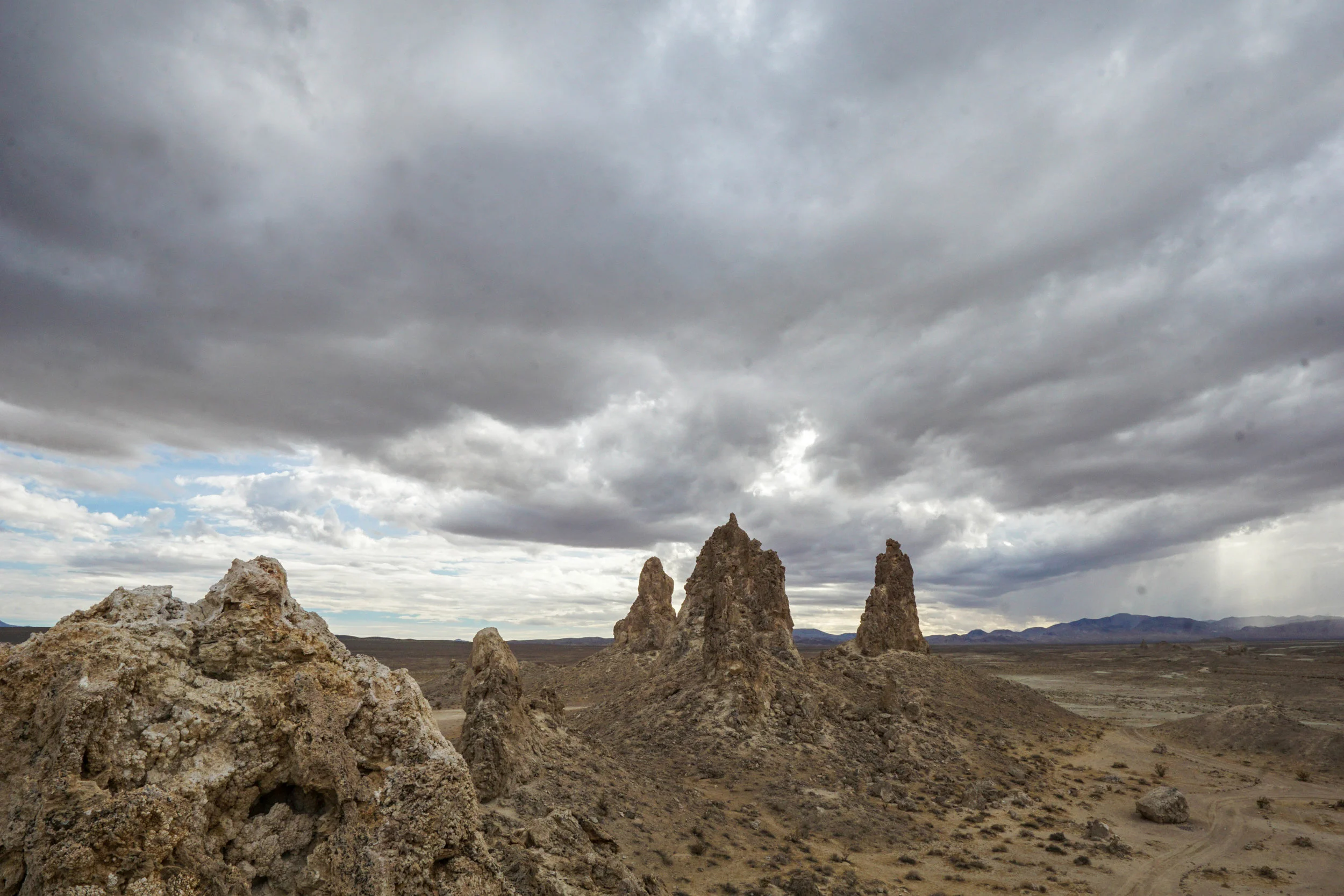 Atop we get a full glimpse at the wildness of this lunar landscape. Its places like this that reveal how alien Earth truly is.