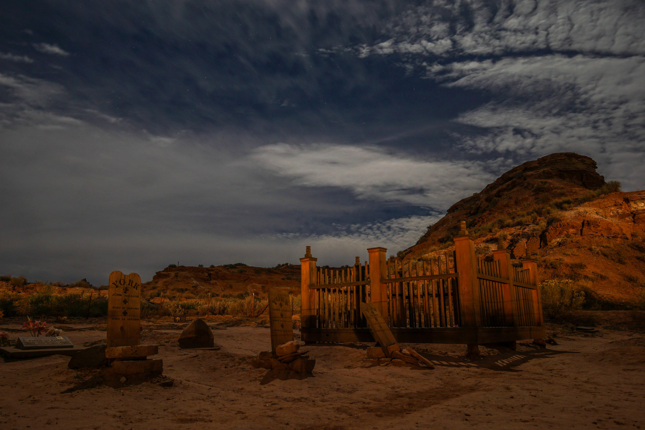 Before finding camp, we journey to a spooky graveyard in a Ghosttown settled by Mormon pioneers over 100 years ago. One of the poor souls buried here never made it through their first year.