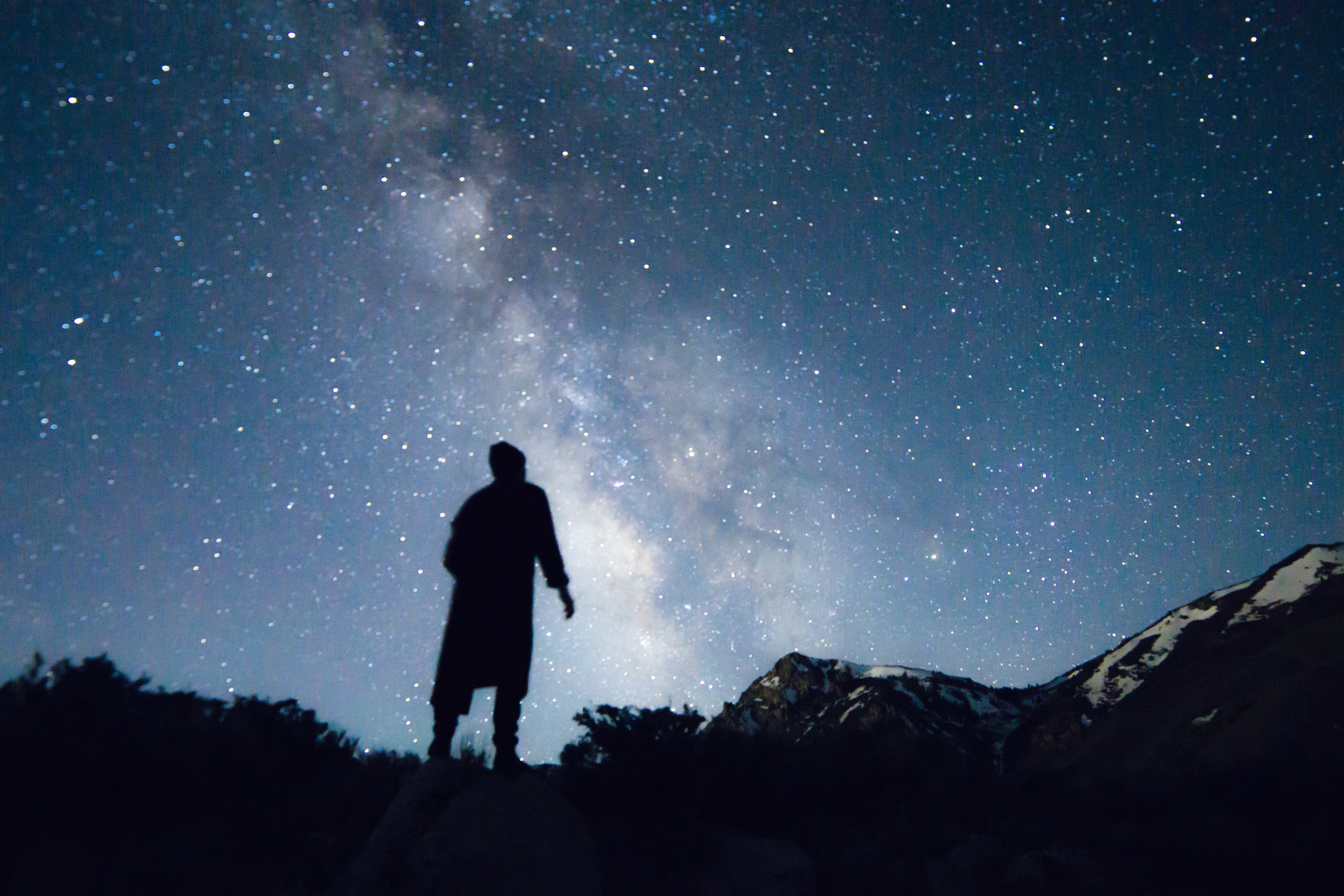 Being so late, we wrap up the stargazing after an hour & head off to bed.