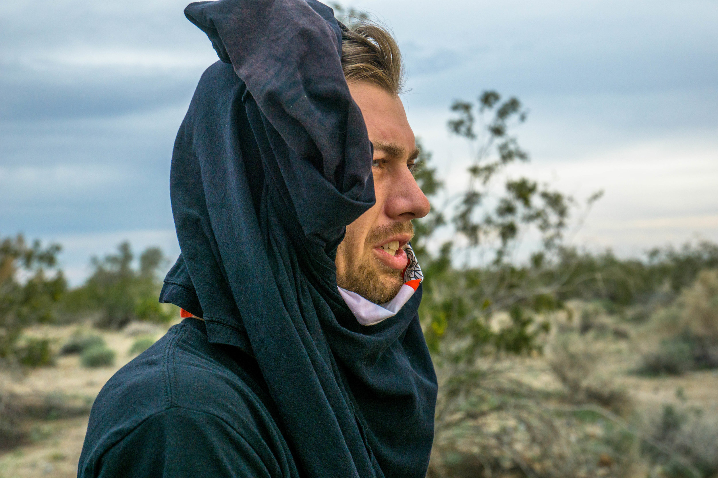 Like proper desert sultans, we wrap ourselves in garbs &amp; make-shift headcloths. 