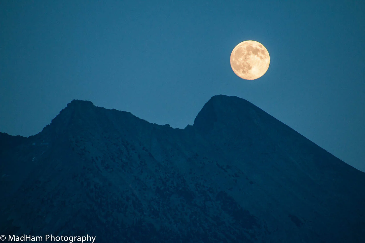 Supermoon Rise Color