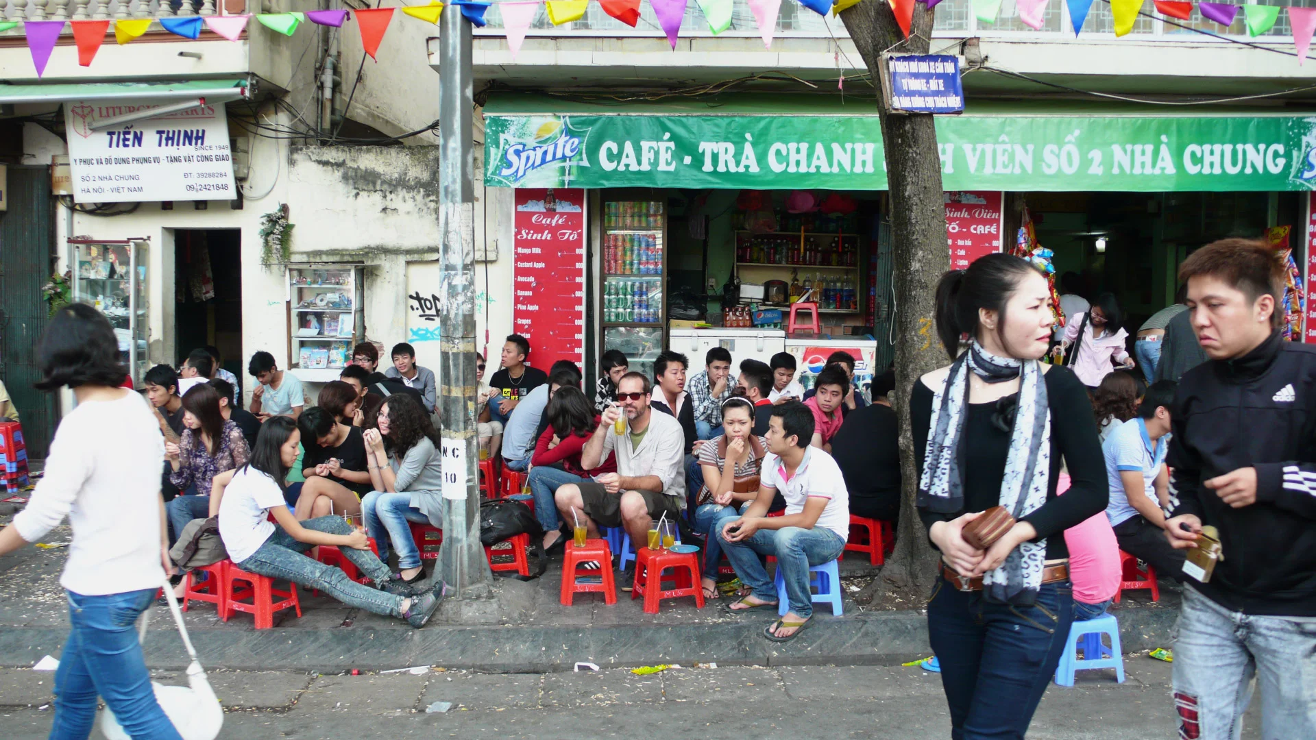 Tea &amp; Sunflower Seeds Hanoi Vietnam