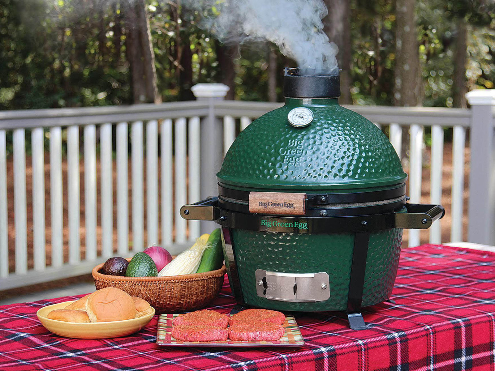 biggreenegg.jpg