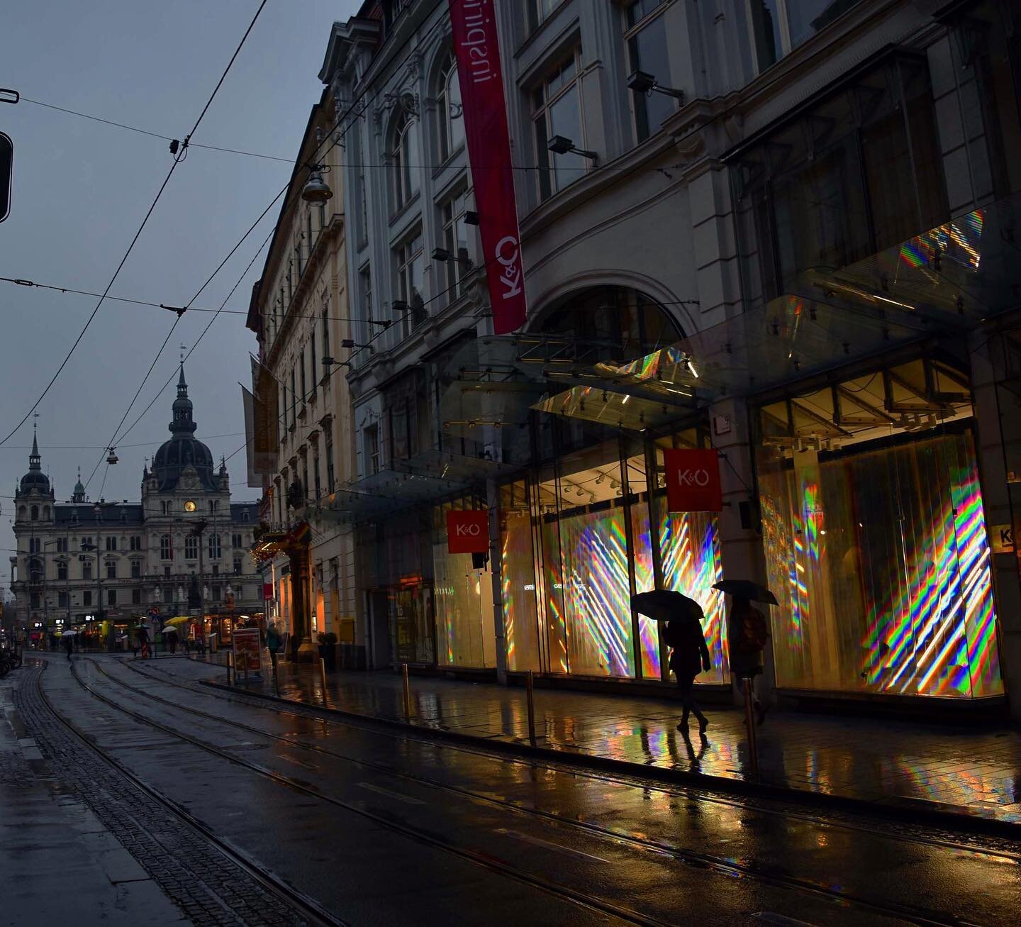 We have lots of priorities right now but I&rsquo;d love to see retailers, store owners and developers open these display spaces to artists: give some life back to cities, invite conversations, and make our walks a little more interesting.

@simonprop