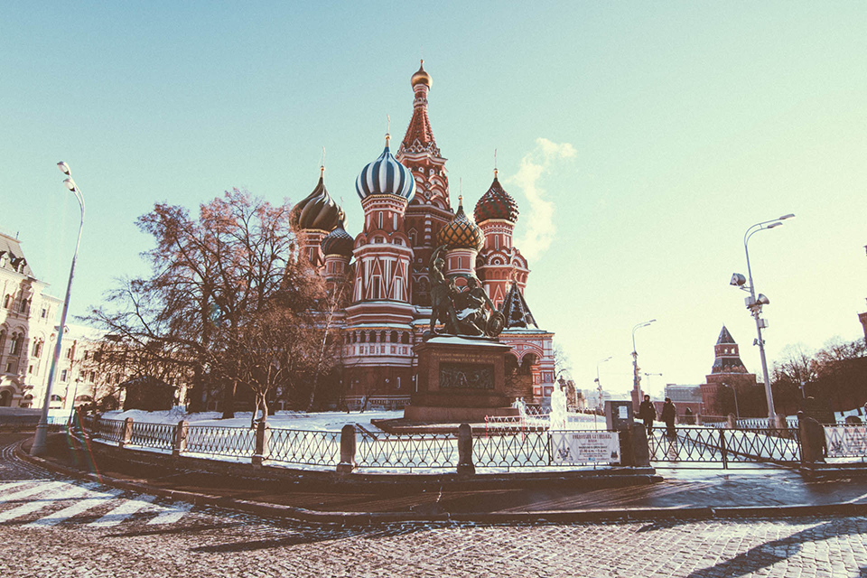 Our-Last-Night-2014-Moscow-Russia-by-Matty-Vogel-06.jpg