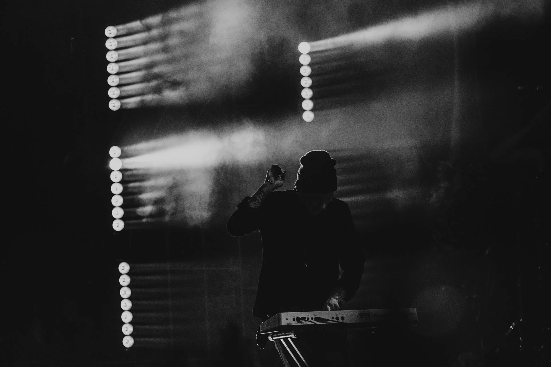 Concert Photography Jobs How To Make Money Shooting Music Matty Vogel Photographer