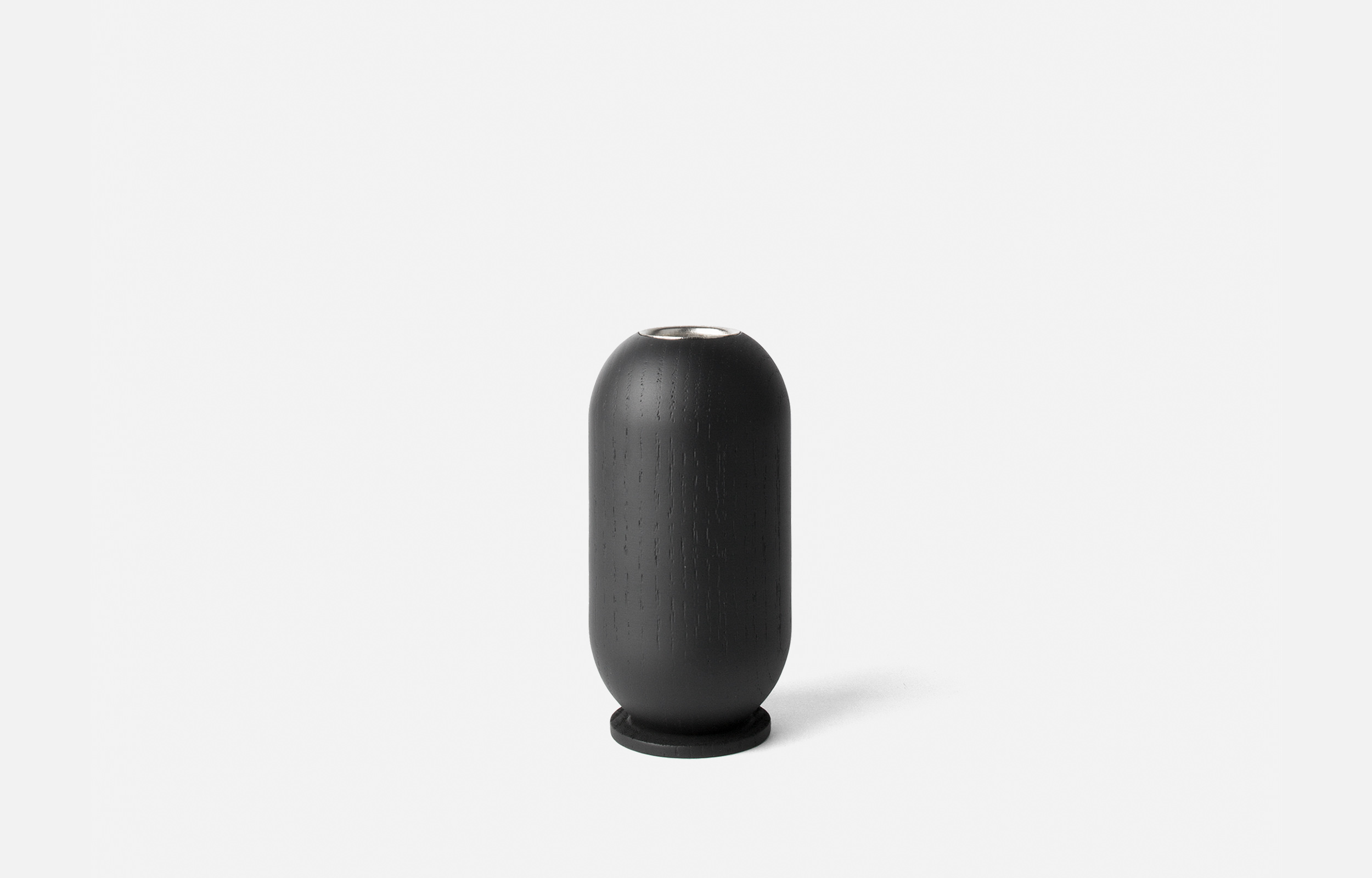 Black | 1