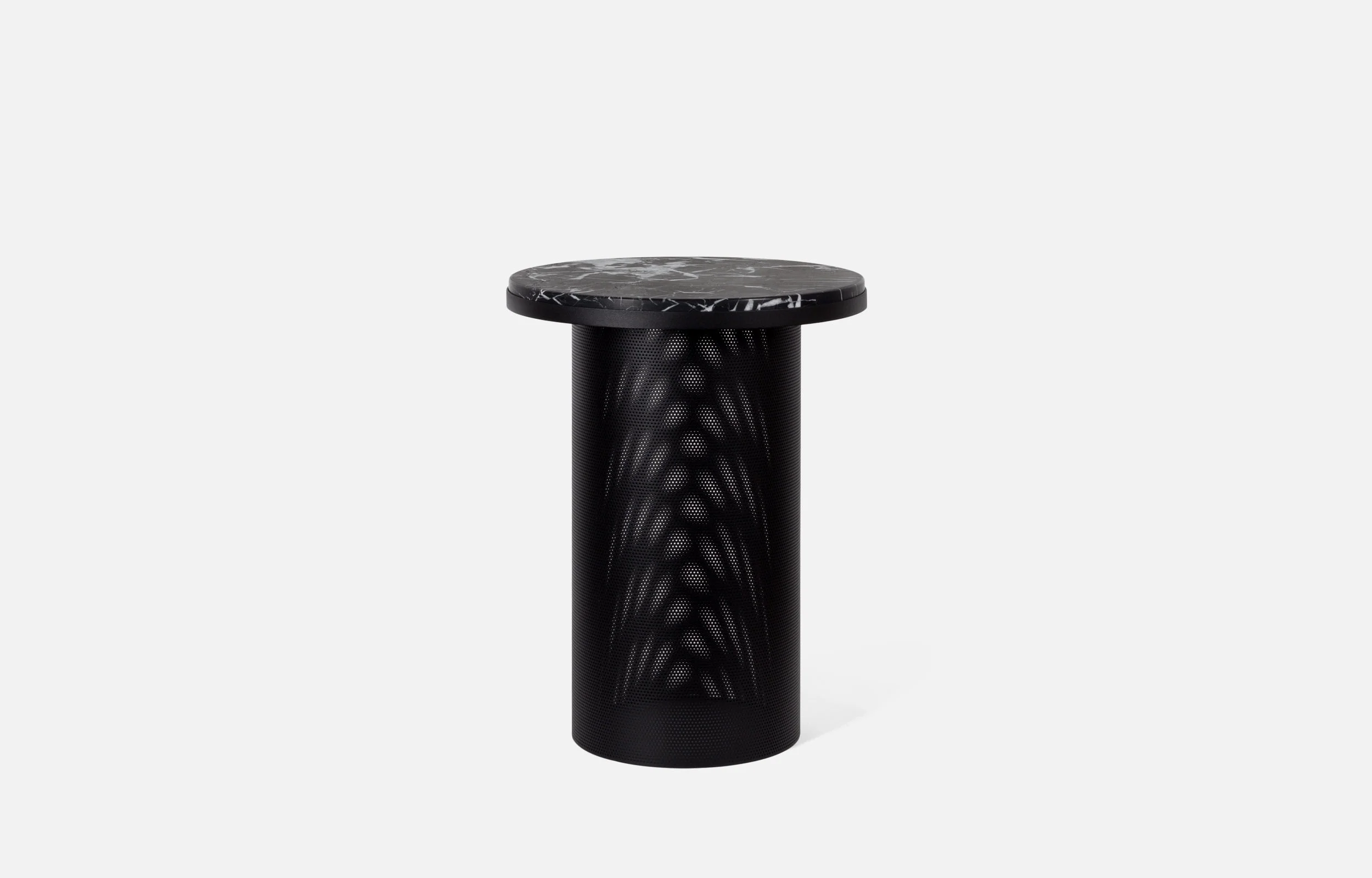 Black | 1