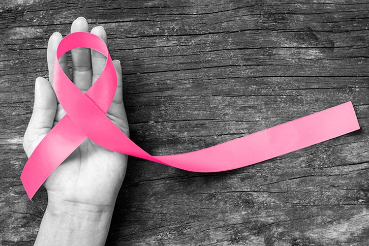 Octubre- Mes-Cancer_mama.jpg