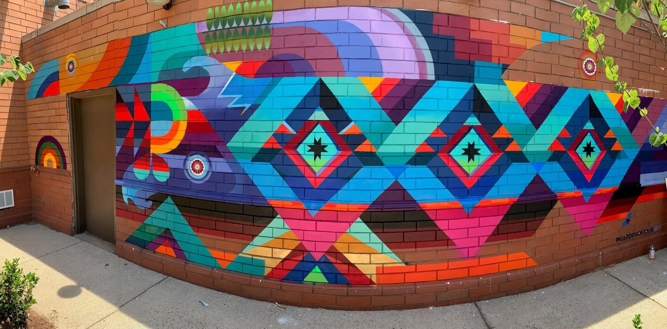EAST TOWN MARKET MURAL