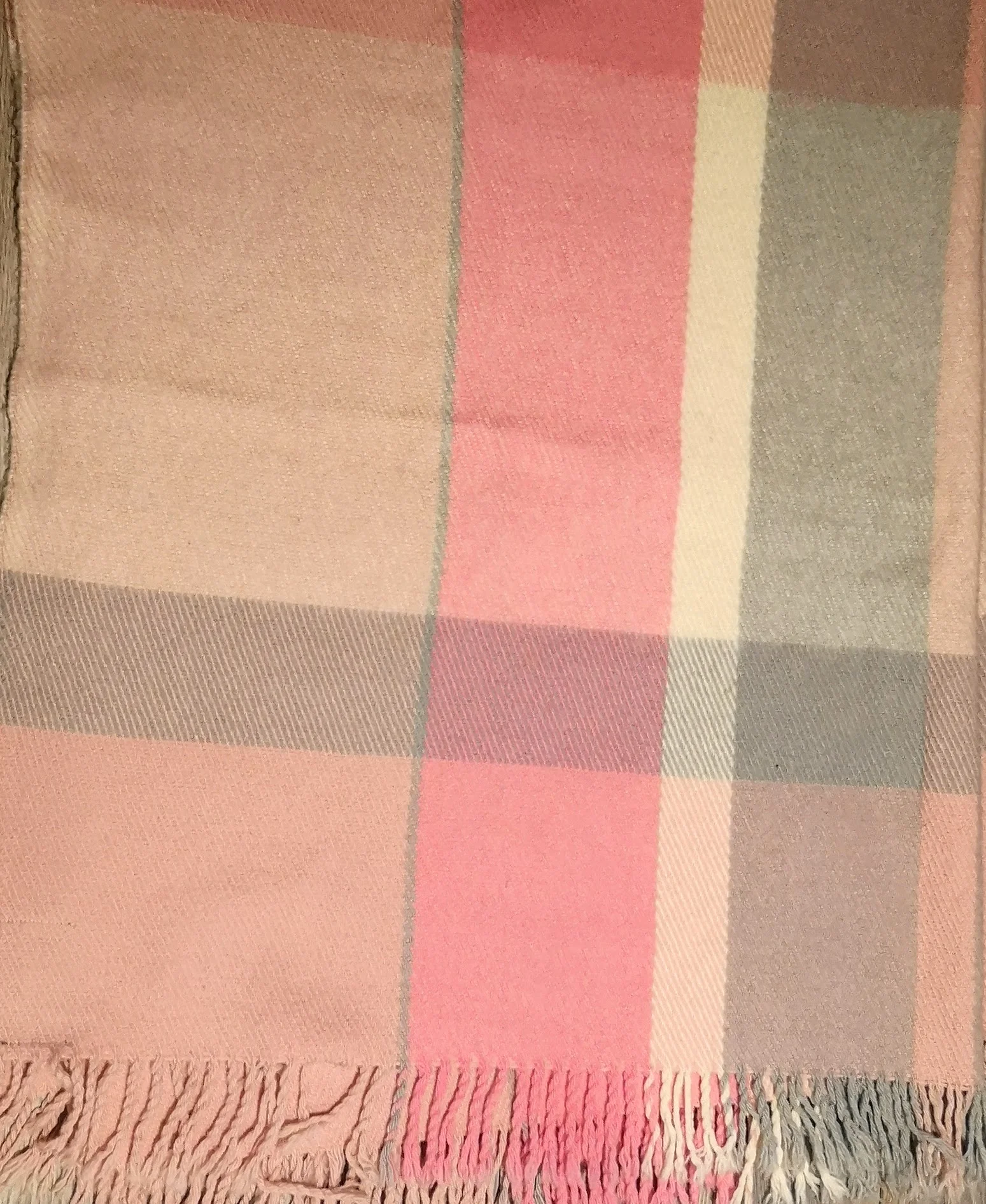 PINK Ingrid Blanket Suitable for a size medium