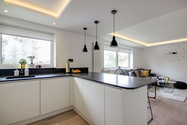 Throwback to this stunning project completed for @dayananikoll and @lifestyletipsbyantoaneta. The spotlights above the kitchen counter provide both style and task lighting for preparing food or working #lighting #lightingdesign #architects #interiordesign #welovelight #luxuryinteriors #beautifulhomes #interiorsandhome