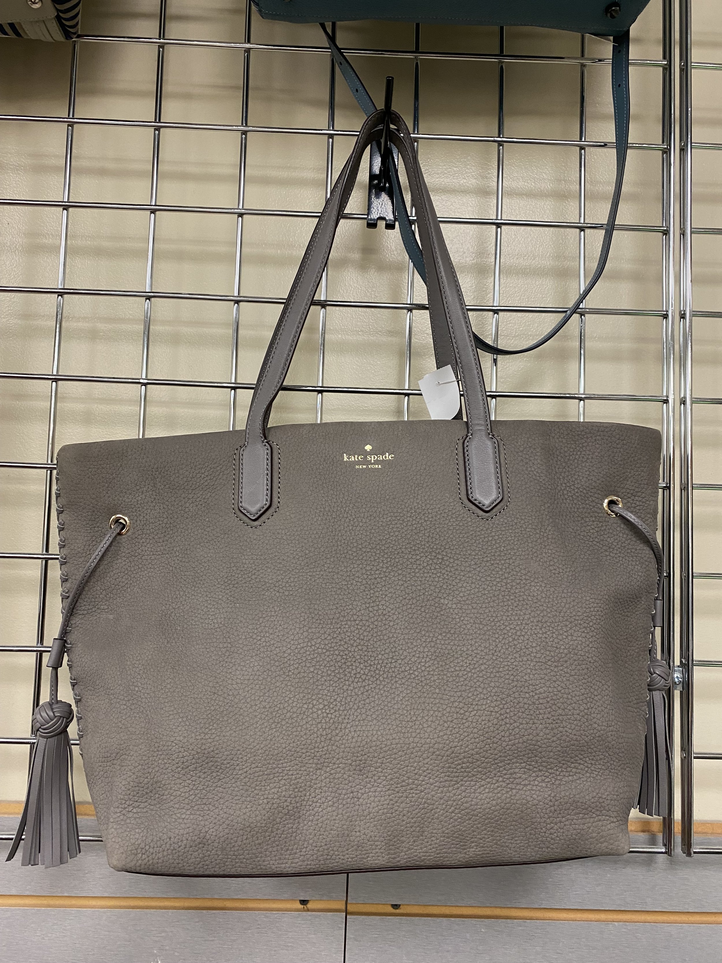 Purses — Encore Resale Fashions
