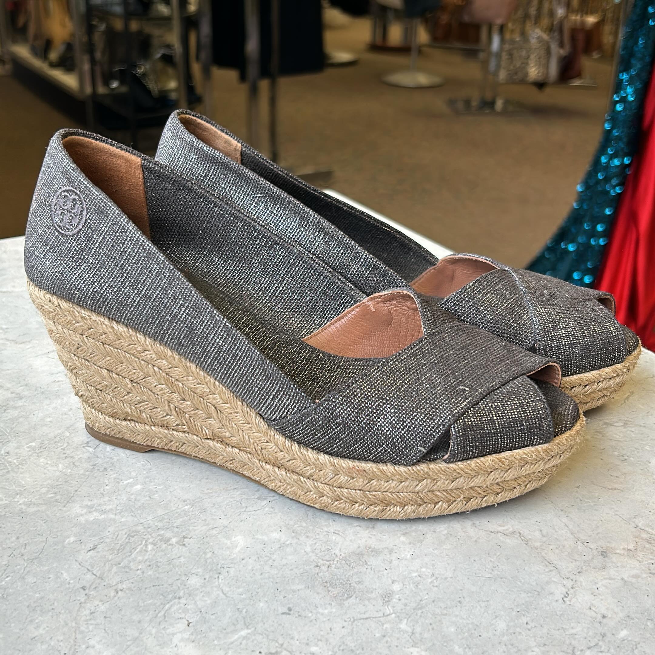 Tory Burch wedges size 8, $42.95! ❤️