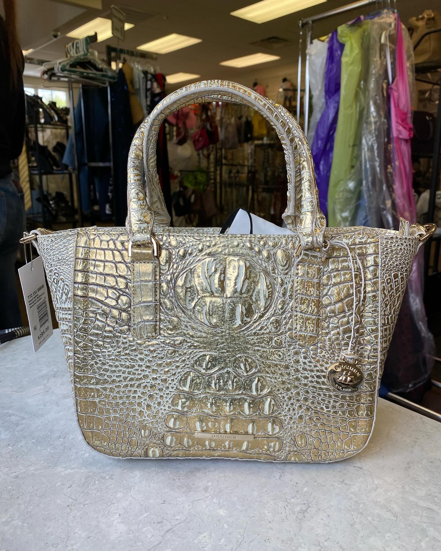 This beauty just walked in!!! ‼️ Brahmin small Ashlee Holigram Melbourne Purse retail $295, comes with crossbody strap, our price $157.95! 💛💛💛