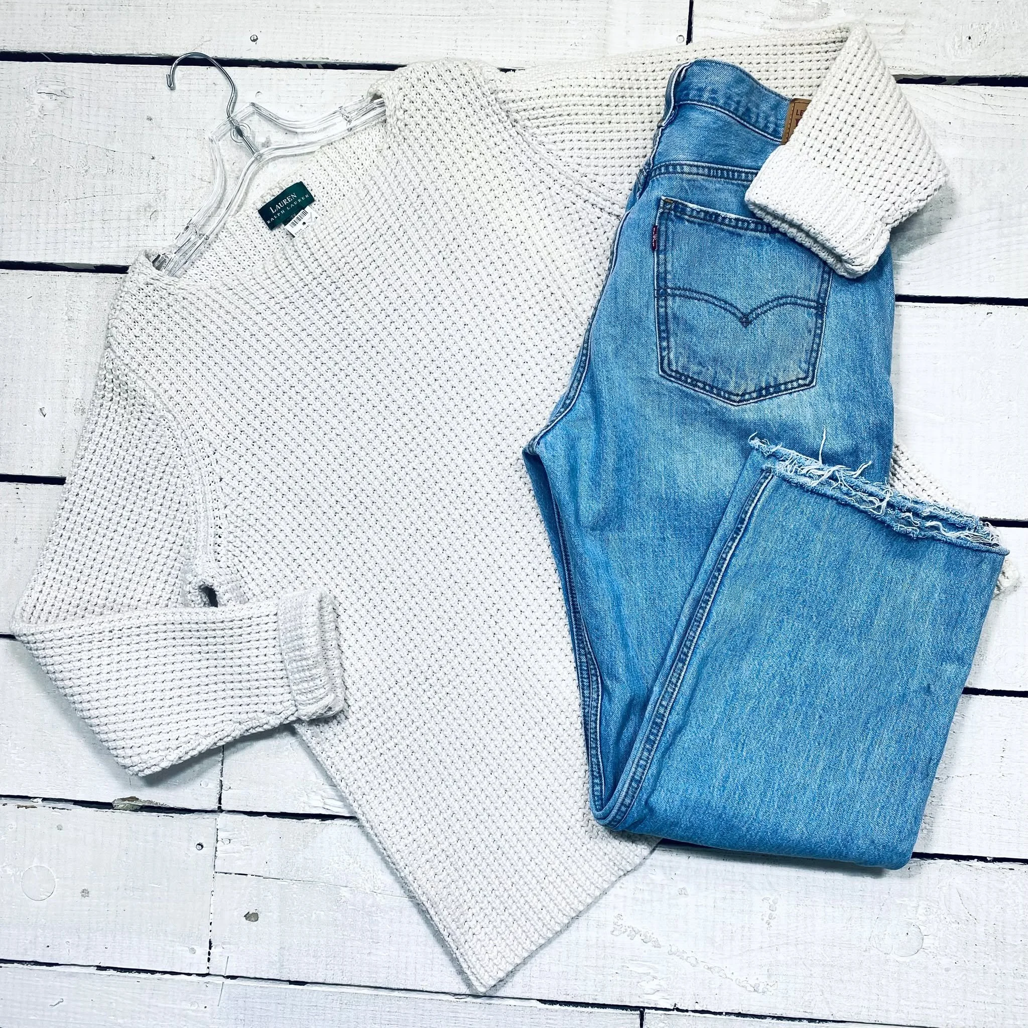 Ralph Lauren Sweater Size 2X, $14.95
Levis Jeans Size 14, $15.95