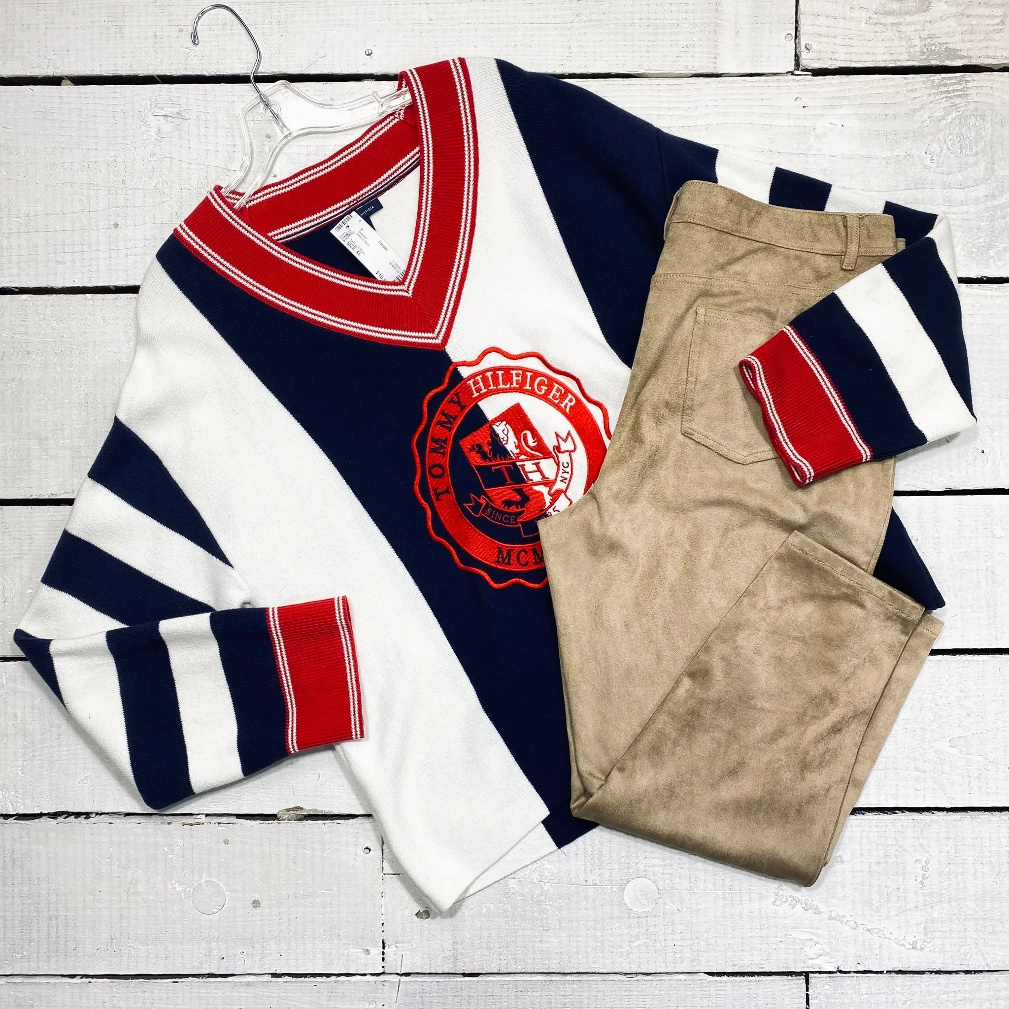 Tommy Hilfiger Sweater Size XL, $18.95
Diane Gilman Pants Size 16P, $12.95