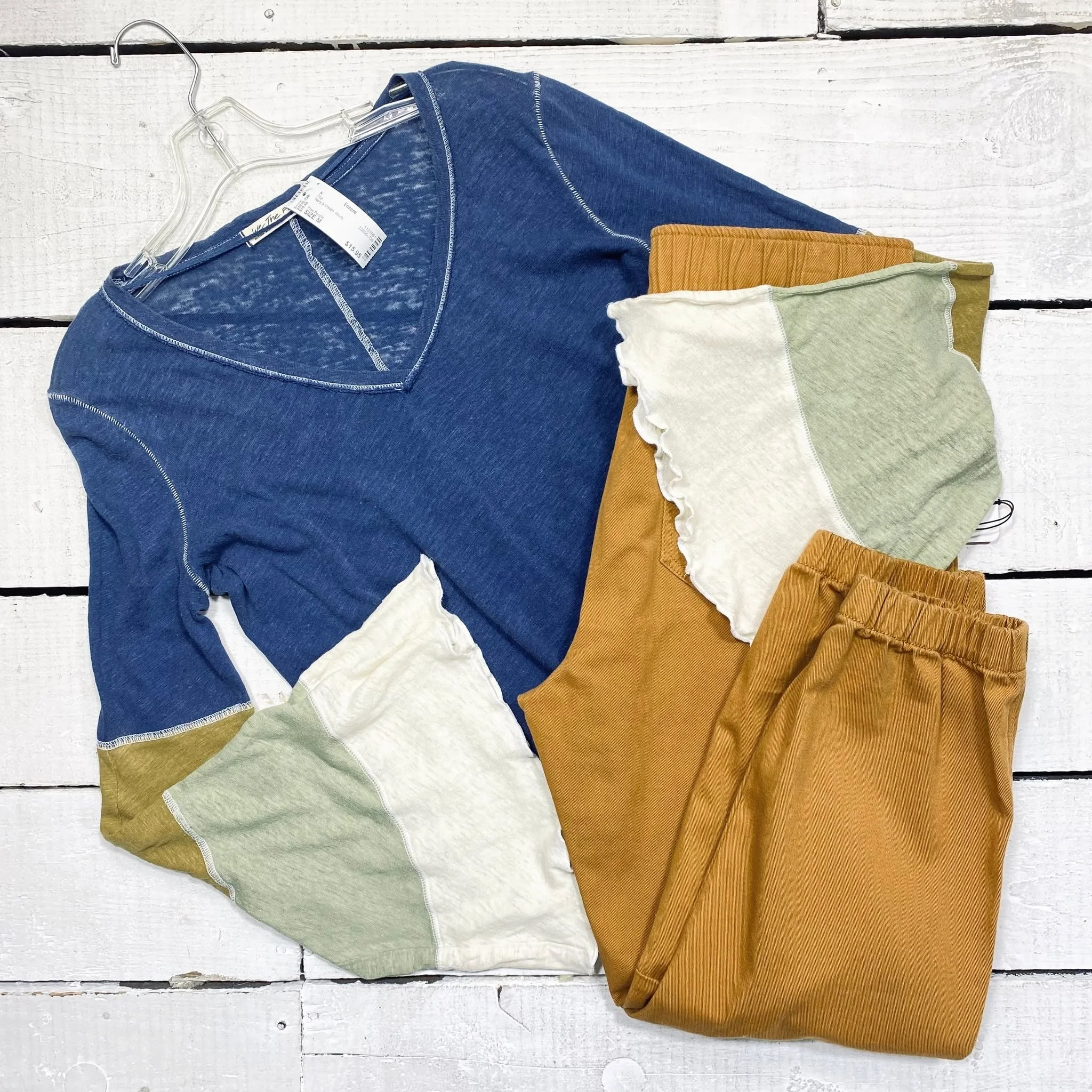 Free People Top Size M, $15.95
Cabi Pants Size 8/10, $25.95