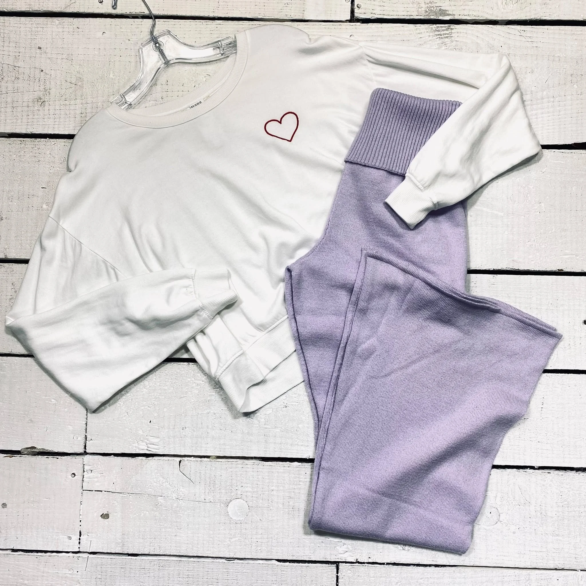 Happily Gray Top Size M, $10.95
Pants Size 8, $10.95