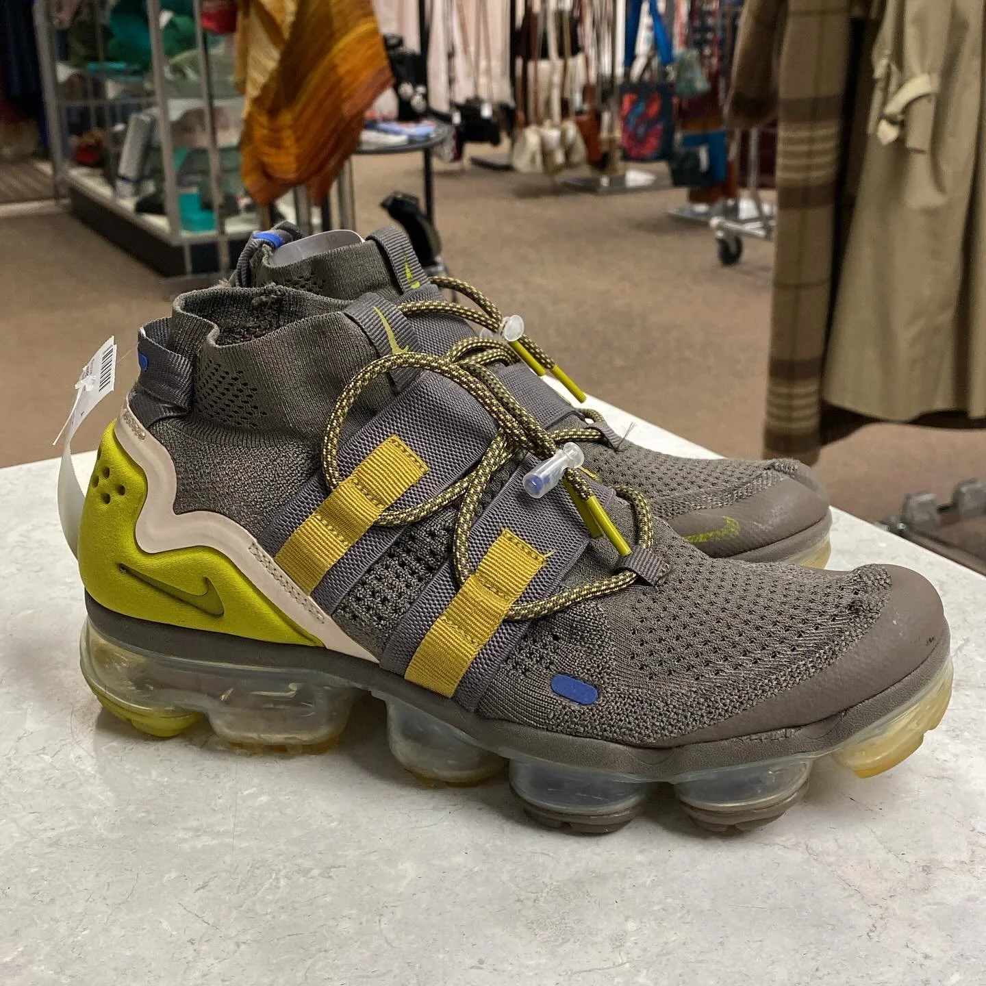 Nike womens 10, $38.95! 🔥🔥🔥