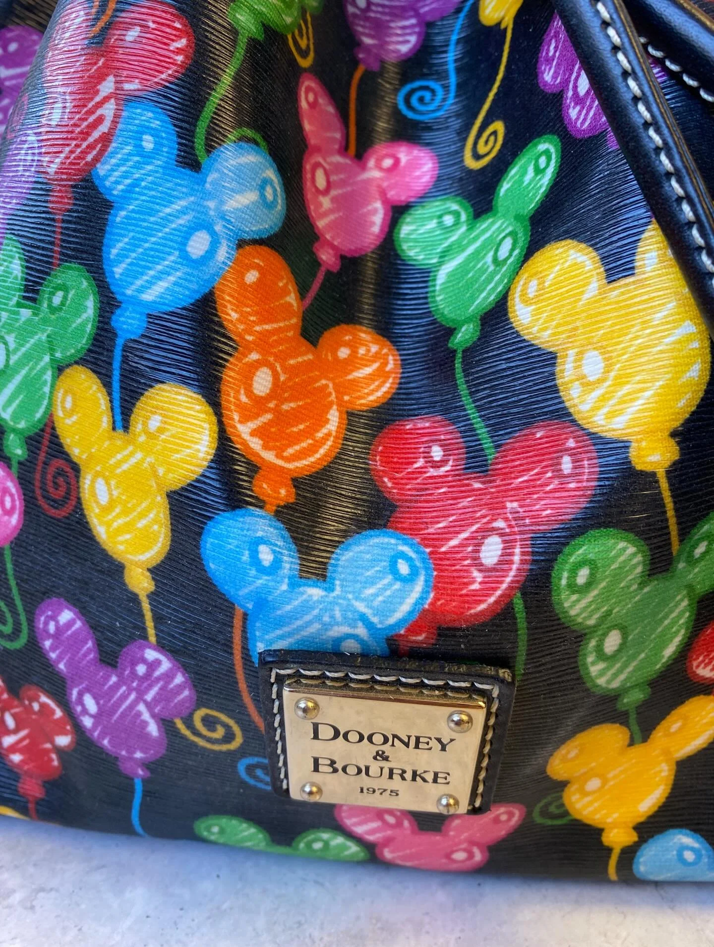 Disney Dooney $125.95! 🖤🩷💛🩵